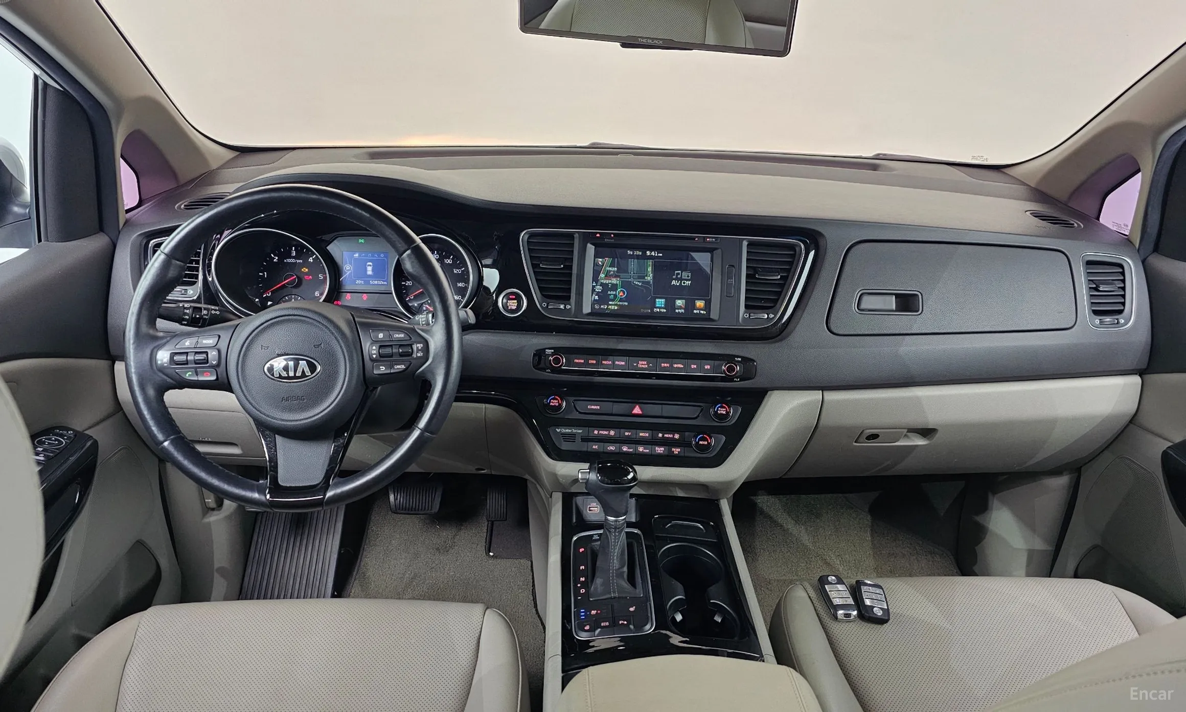 Kia Carnival превью 4
