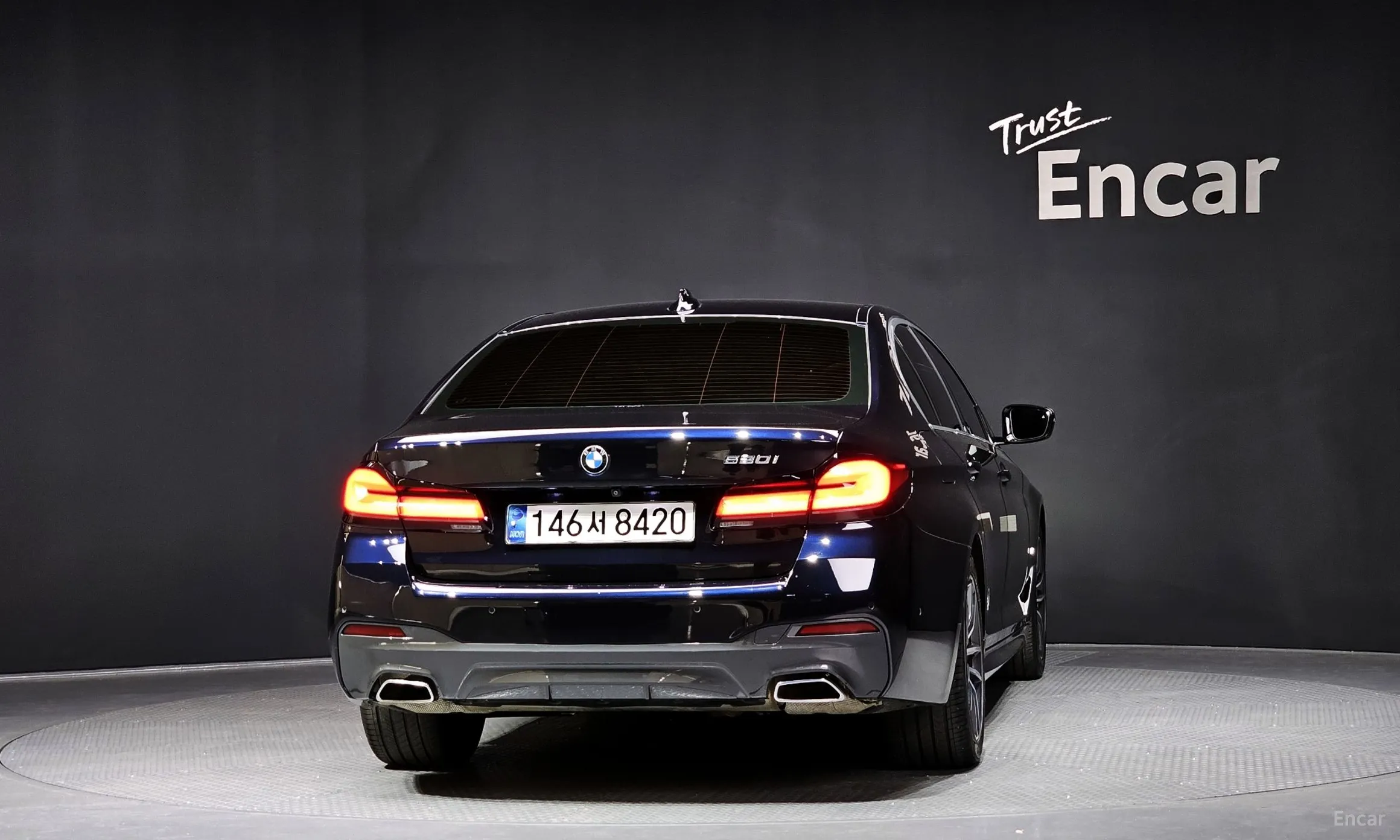 BMW 5 Series (G30) превью 3