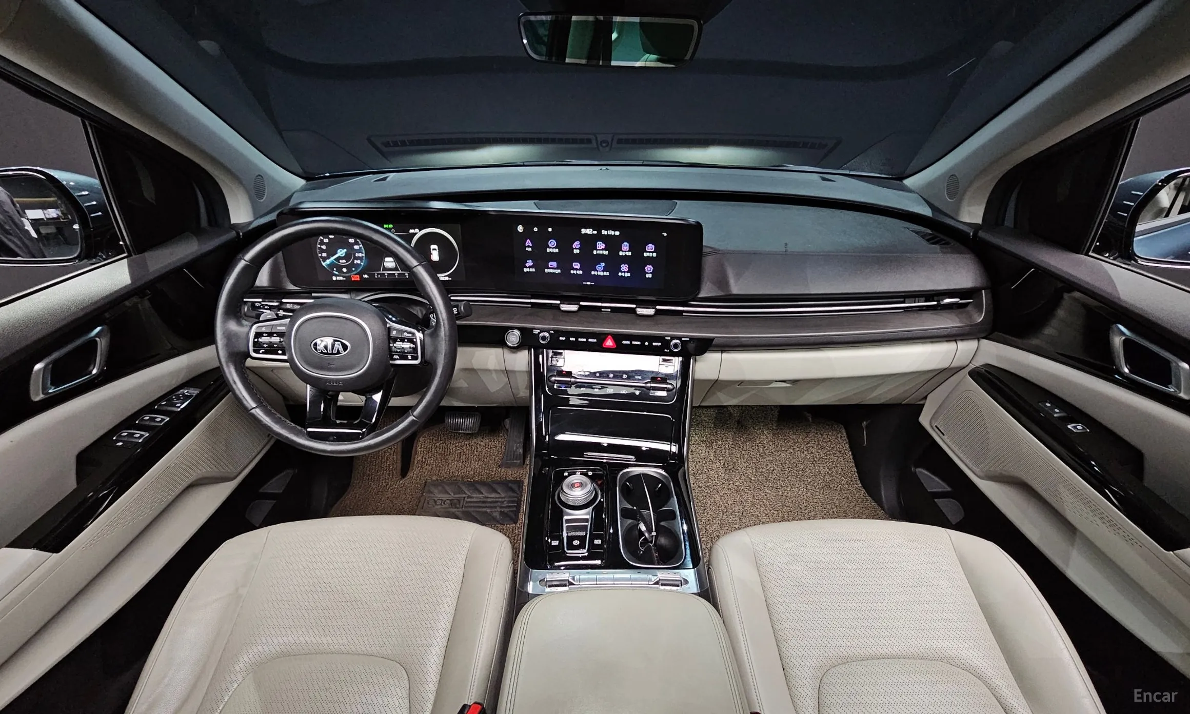 Kia Carnival Gen 4 превью 4