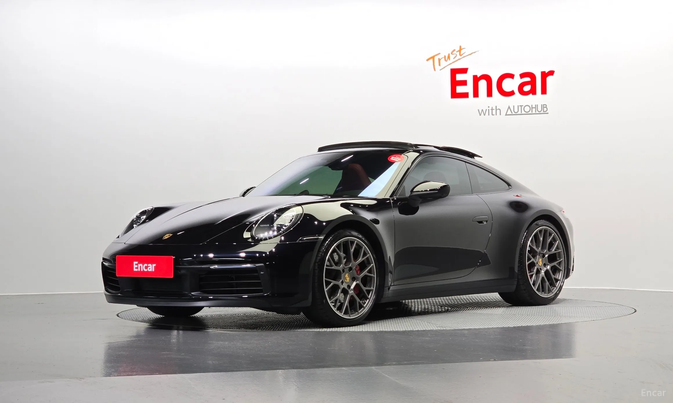 911 (992)