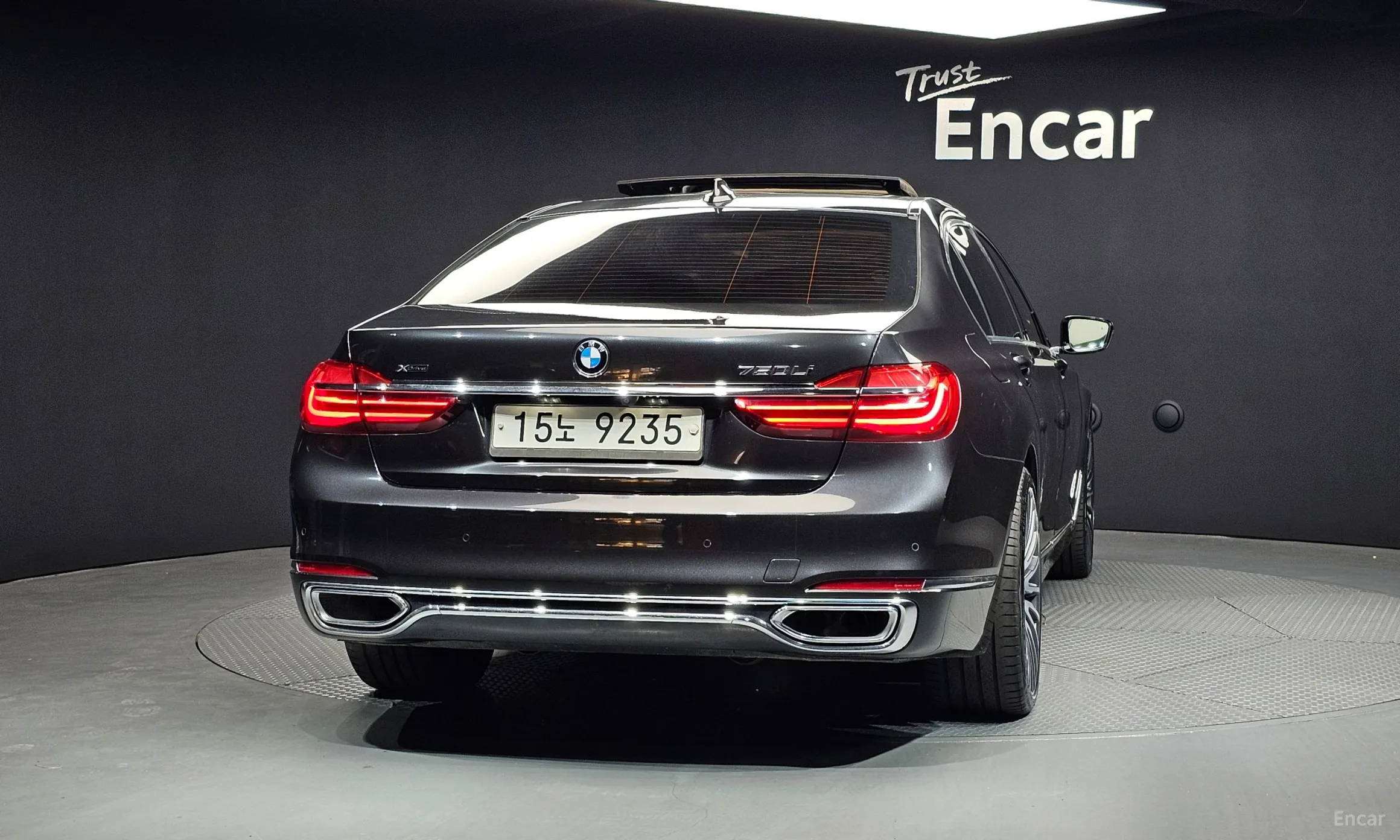 BMW 7 Series (G11) превью 3