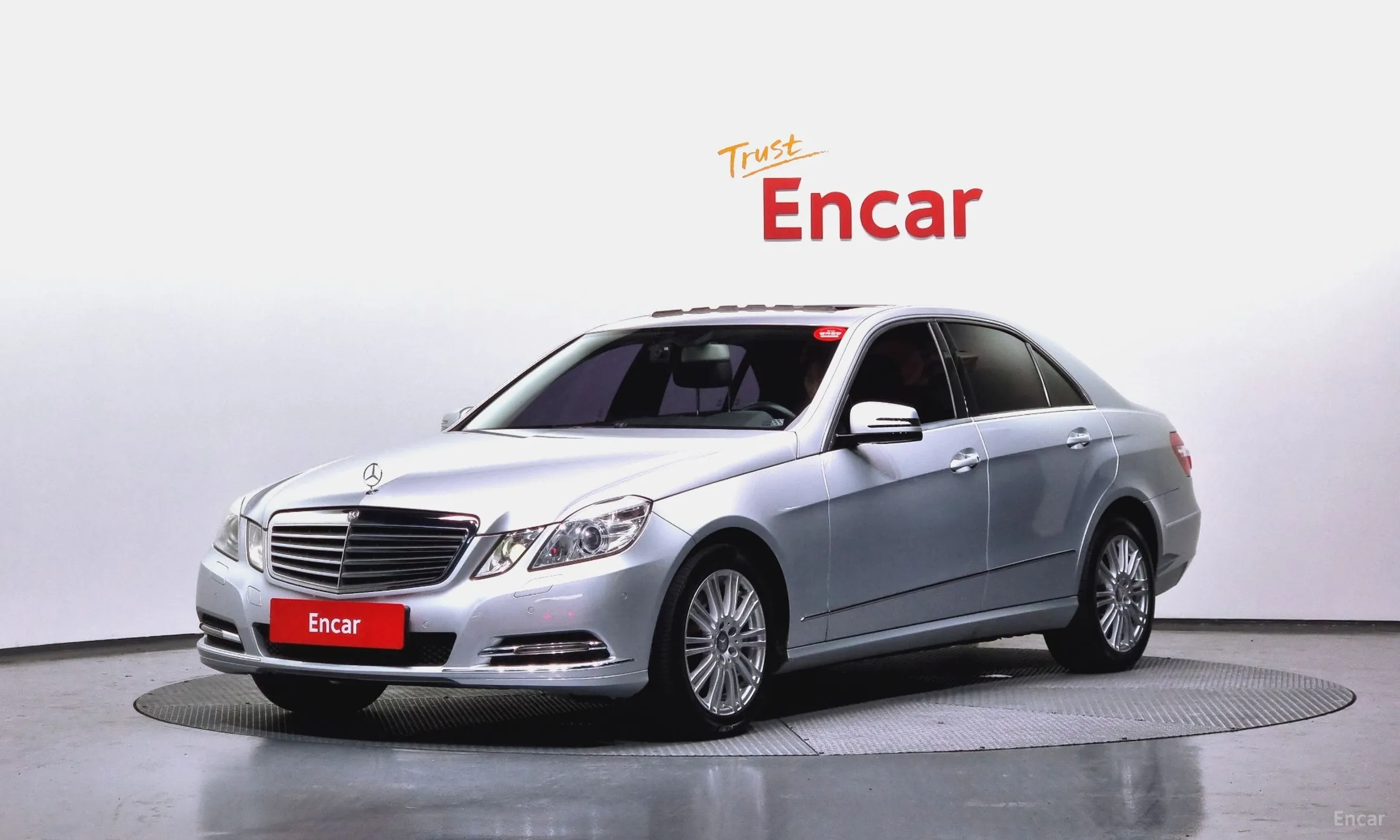 Mercedes Benz E-Class W212
