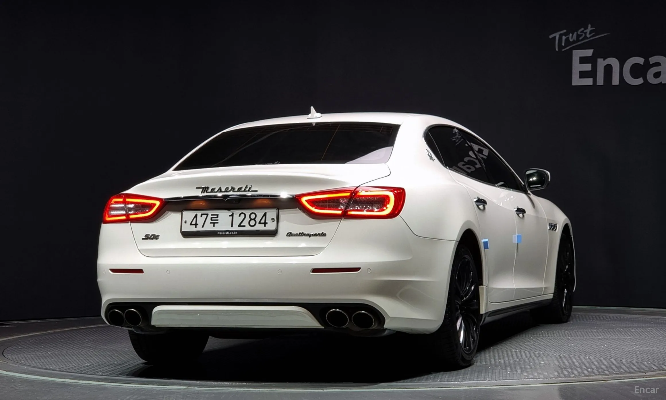 Maserati Quattroporte превью 2