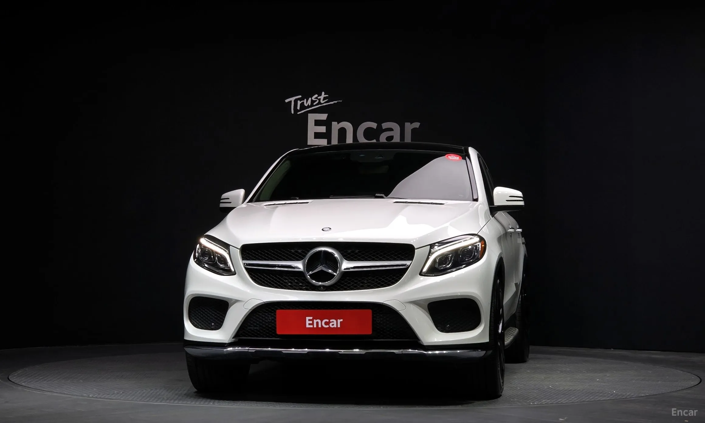 Mercedes Benz GLE-Class W166