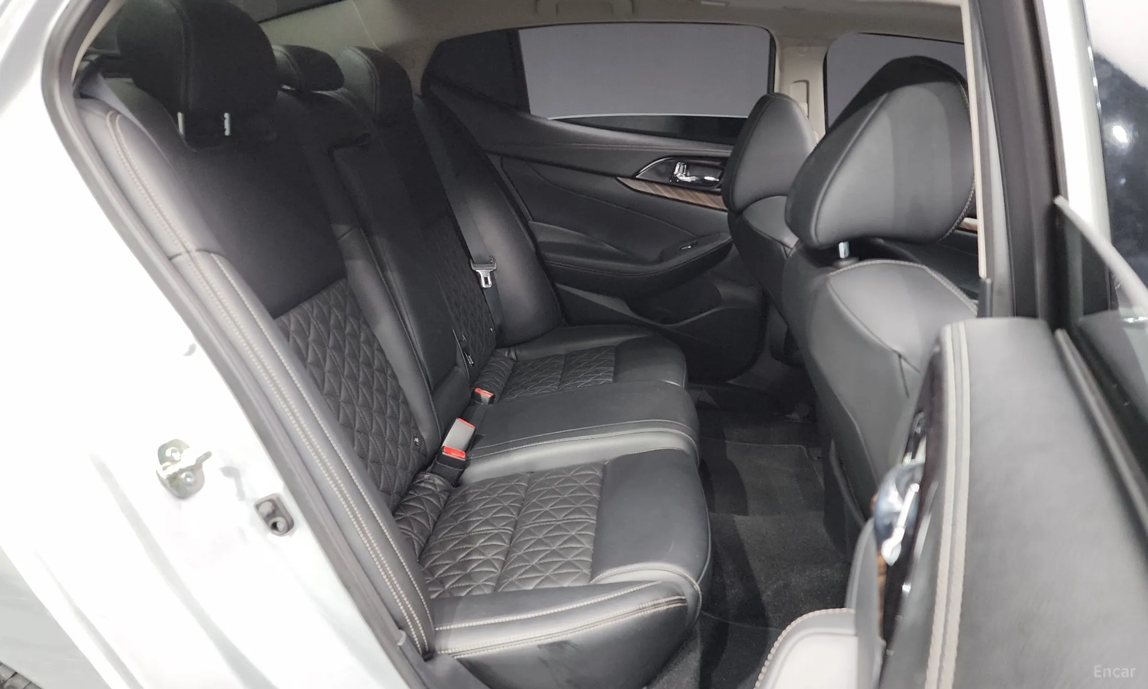 Nissan Maxima (A36) превью 12