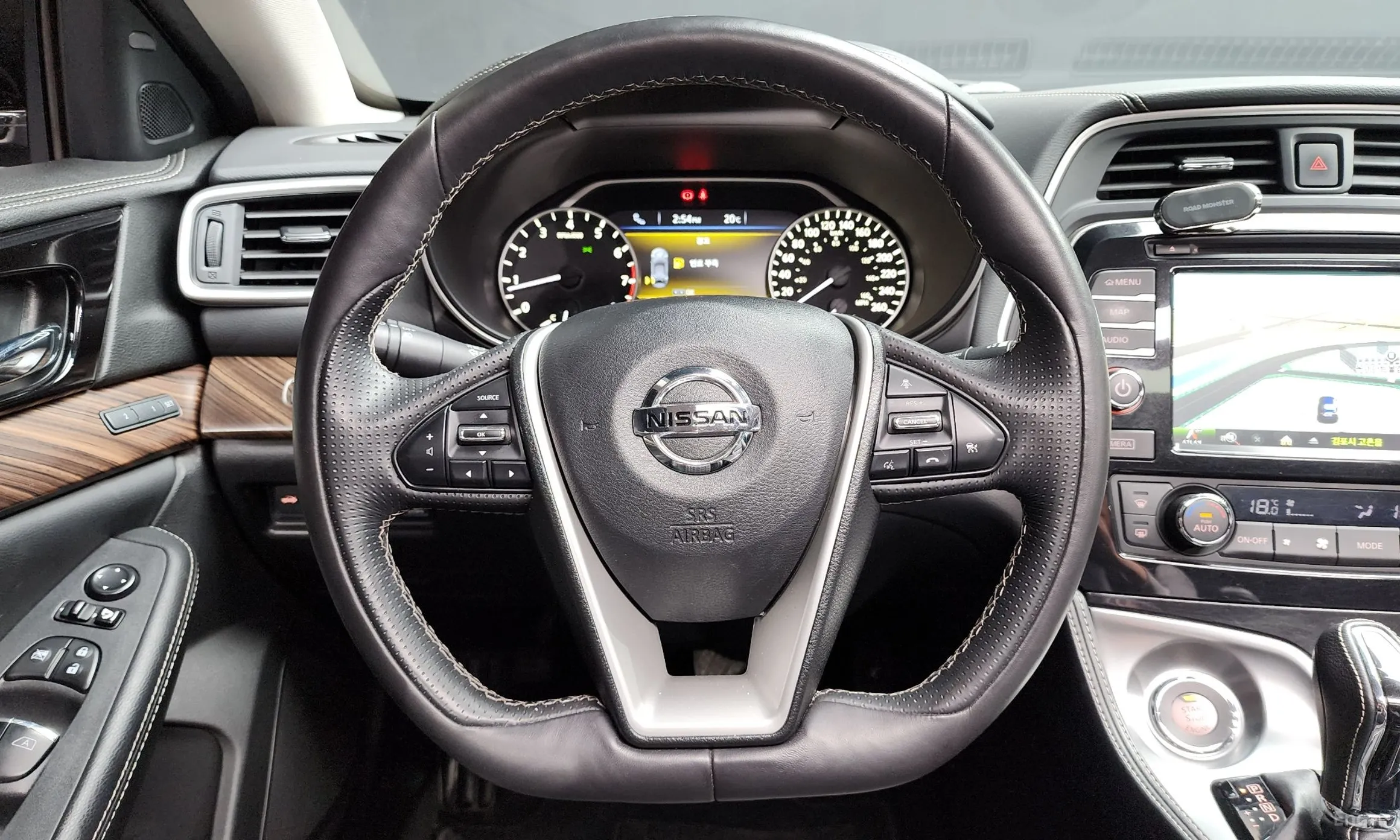 Nissan Maxima (A36) превью 13