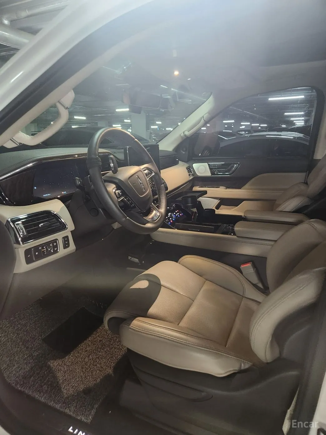 Lincoln Navigator 4th generation превью 11