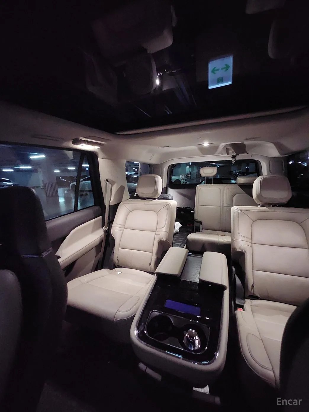 Lincoln Navigator 4th generation превью 13