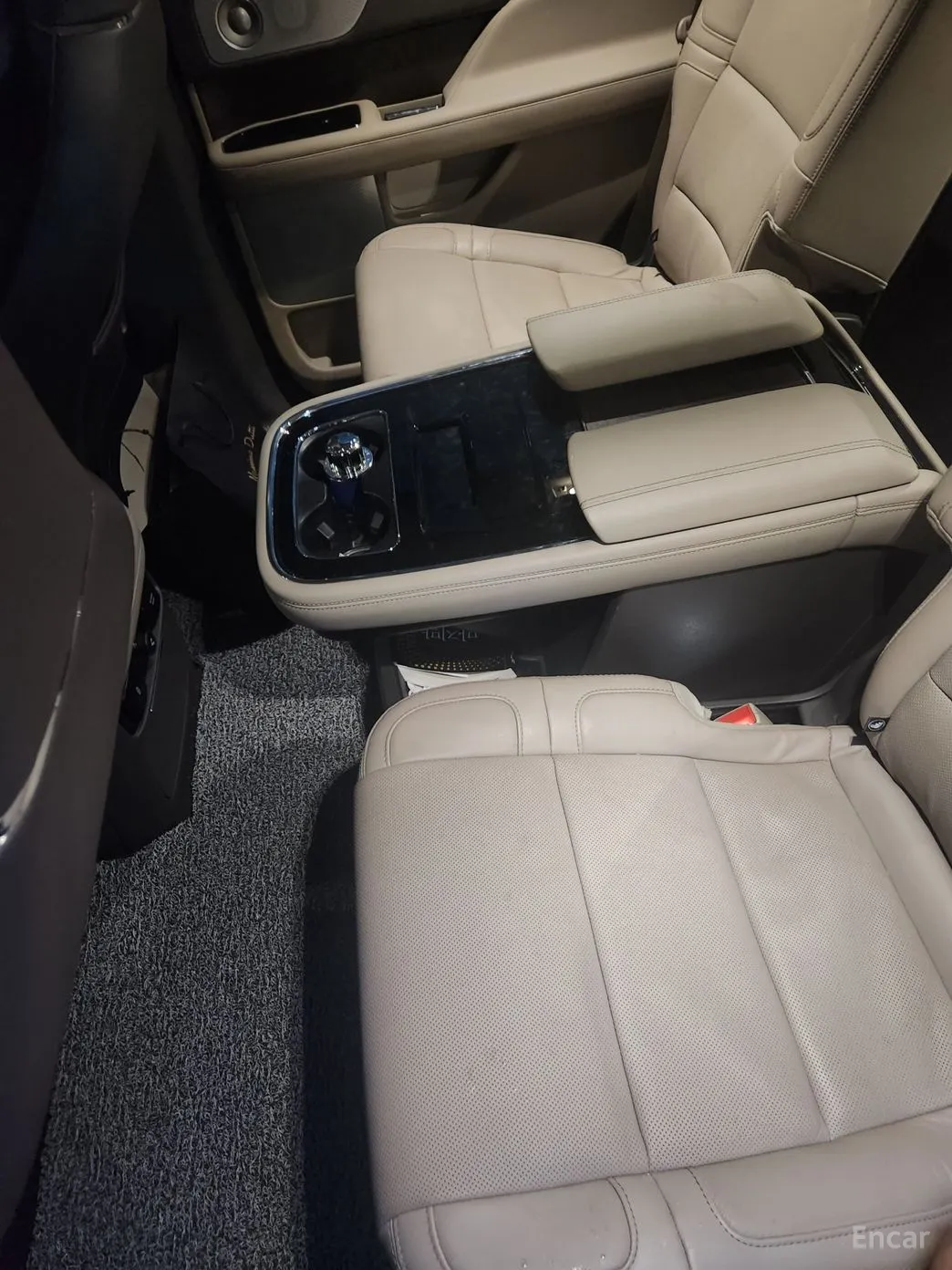Lincoln Navigator 4th generation превью 15
