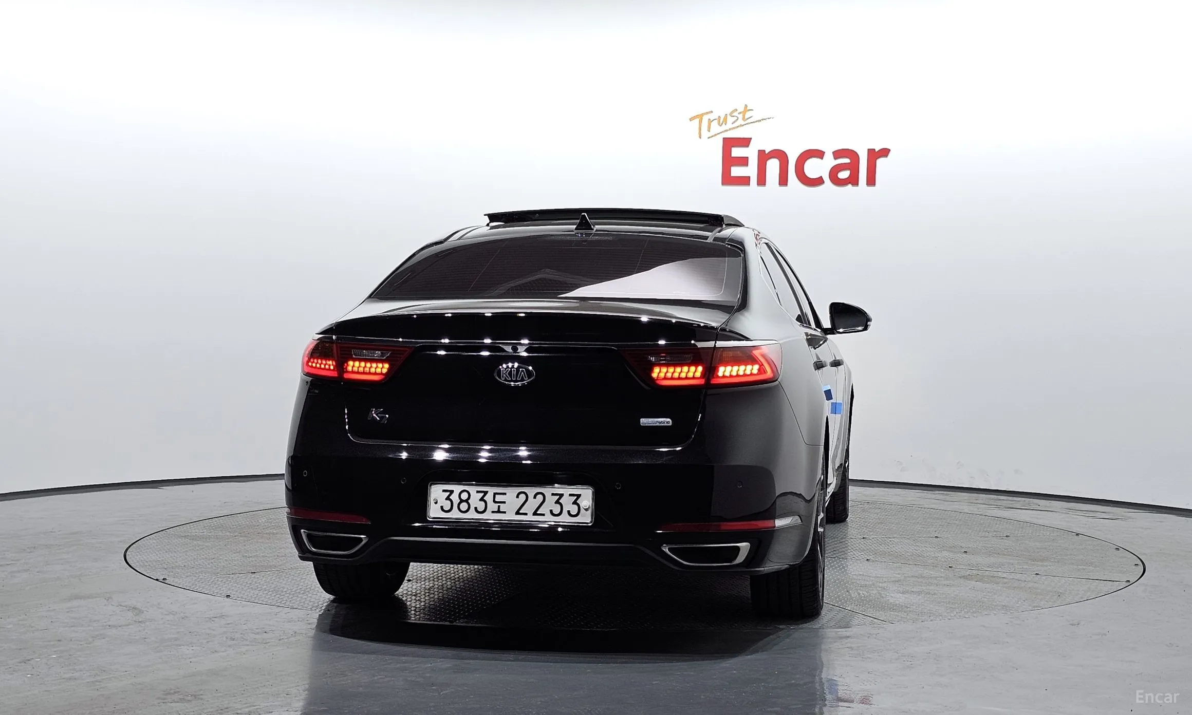 Kia K7 Hybrid превью 3