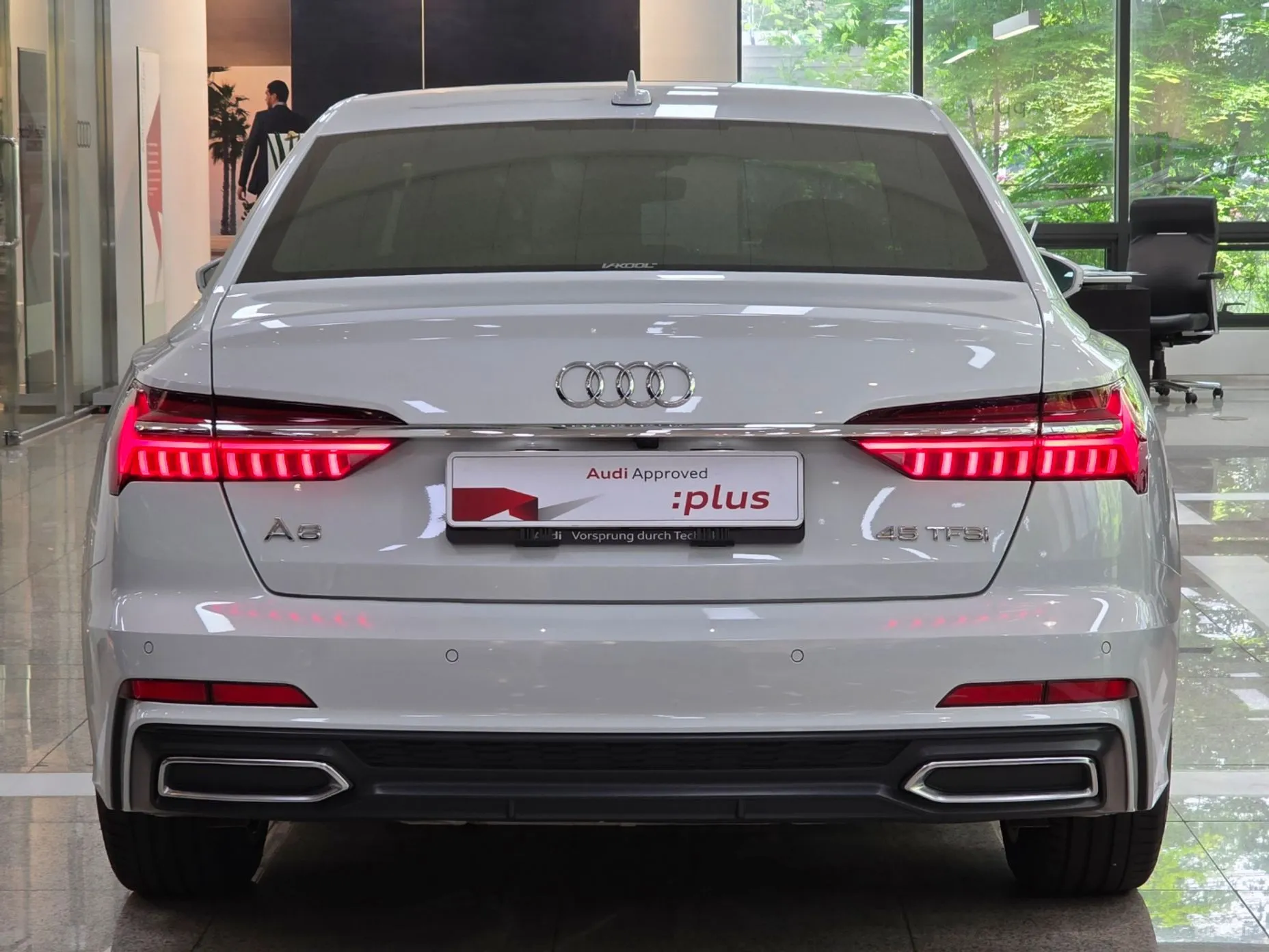 Audi A6 (C8) превью 3