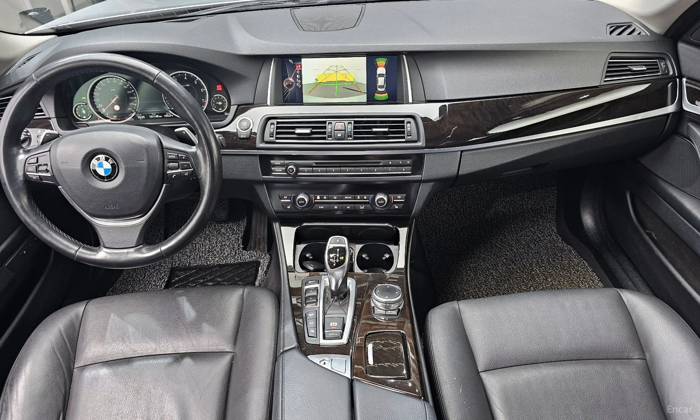 BMW 5 Series (F10) превью 4