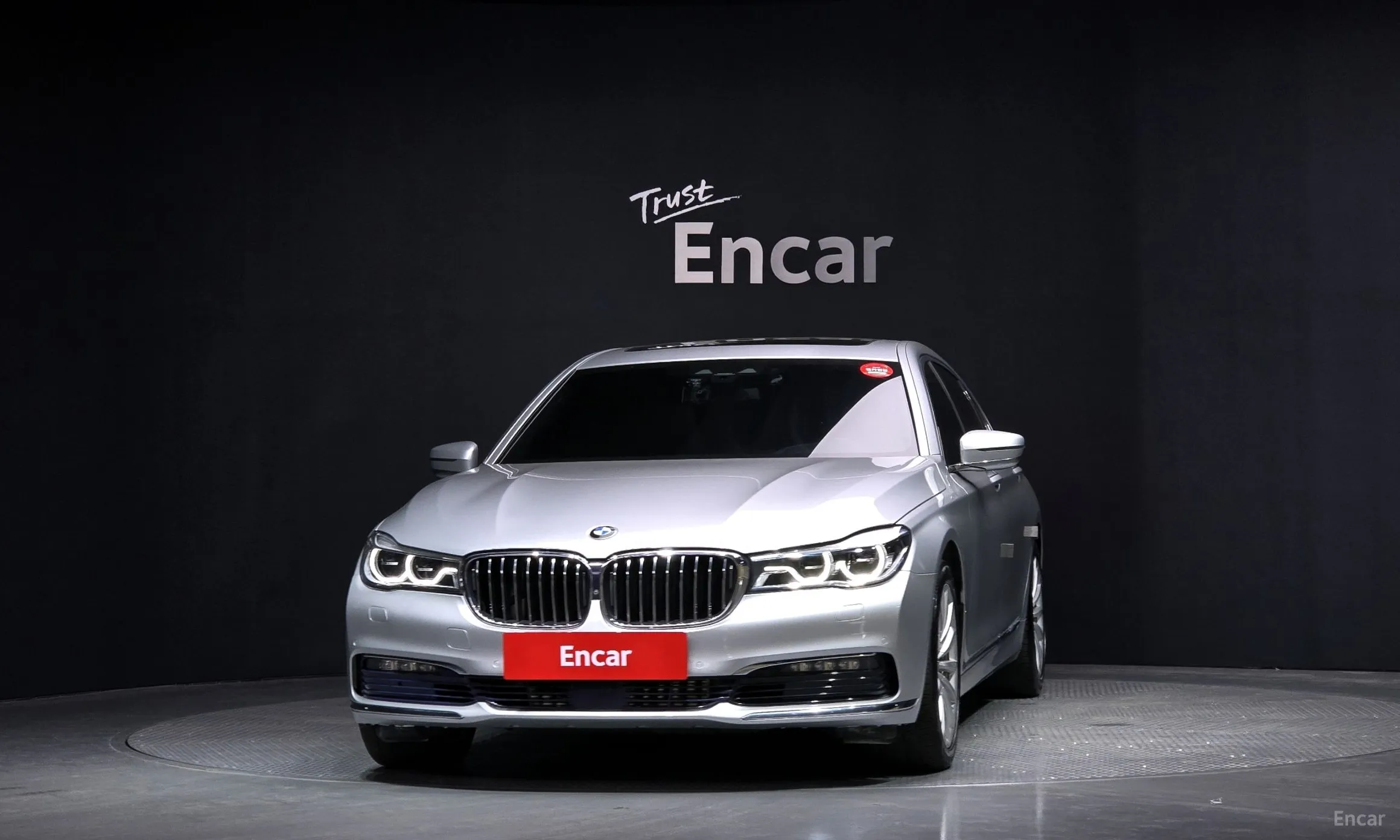 BMW 7 Series (G11) превью 2