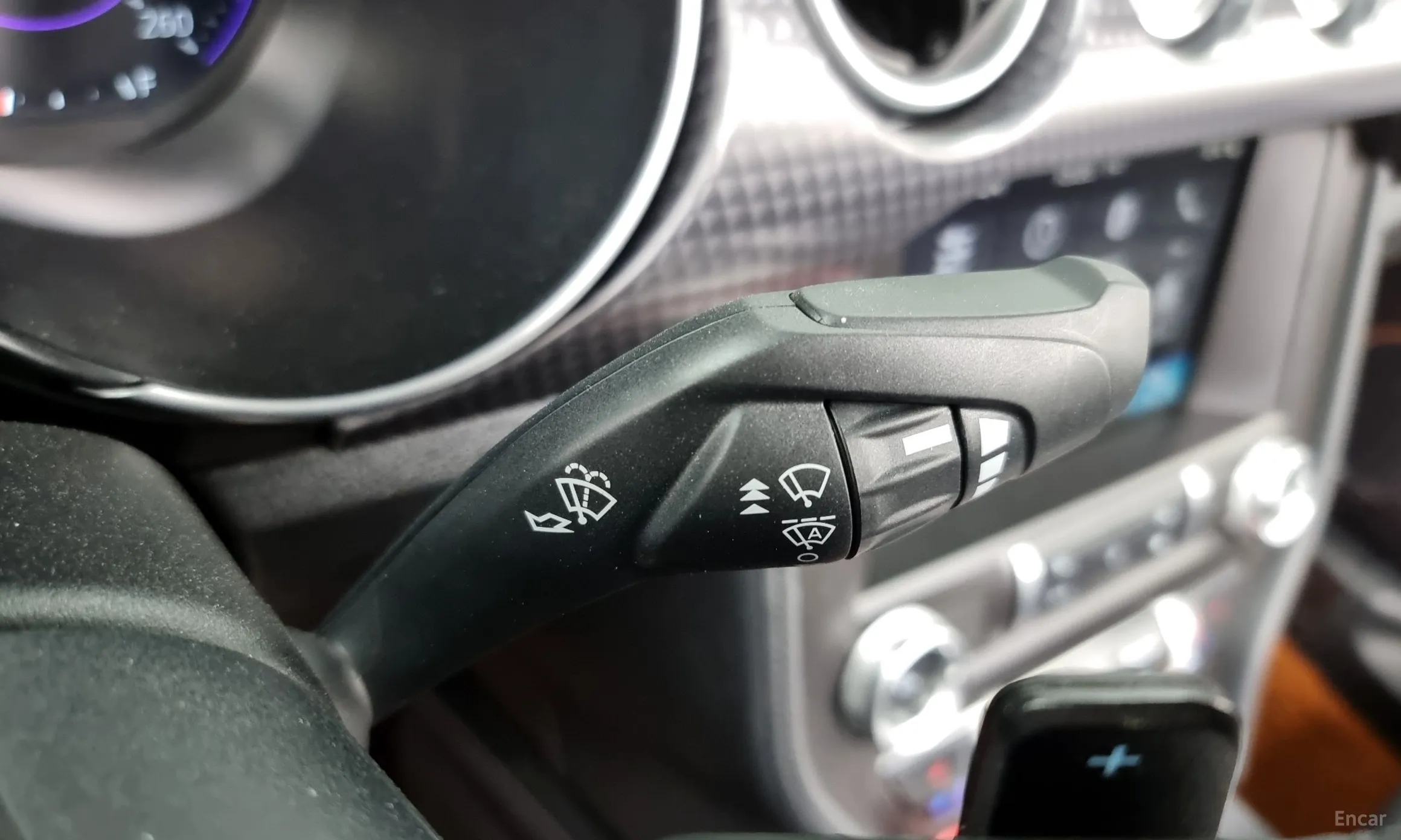 Ford Mustang превью 18