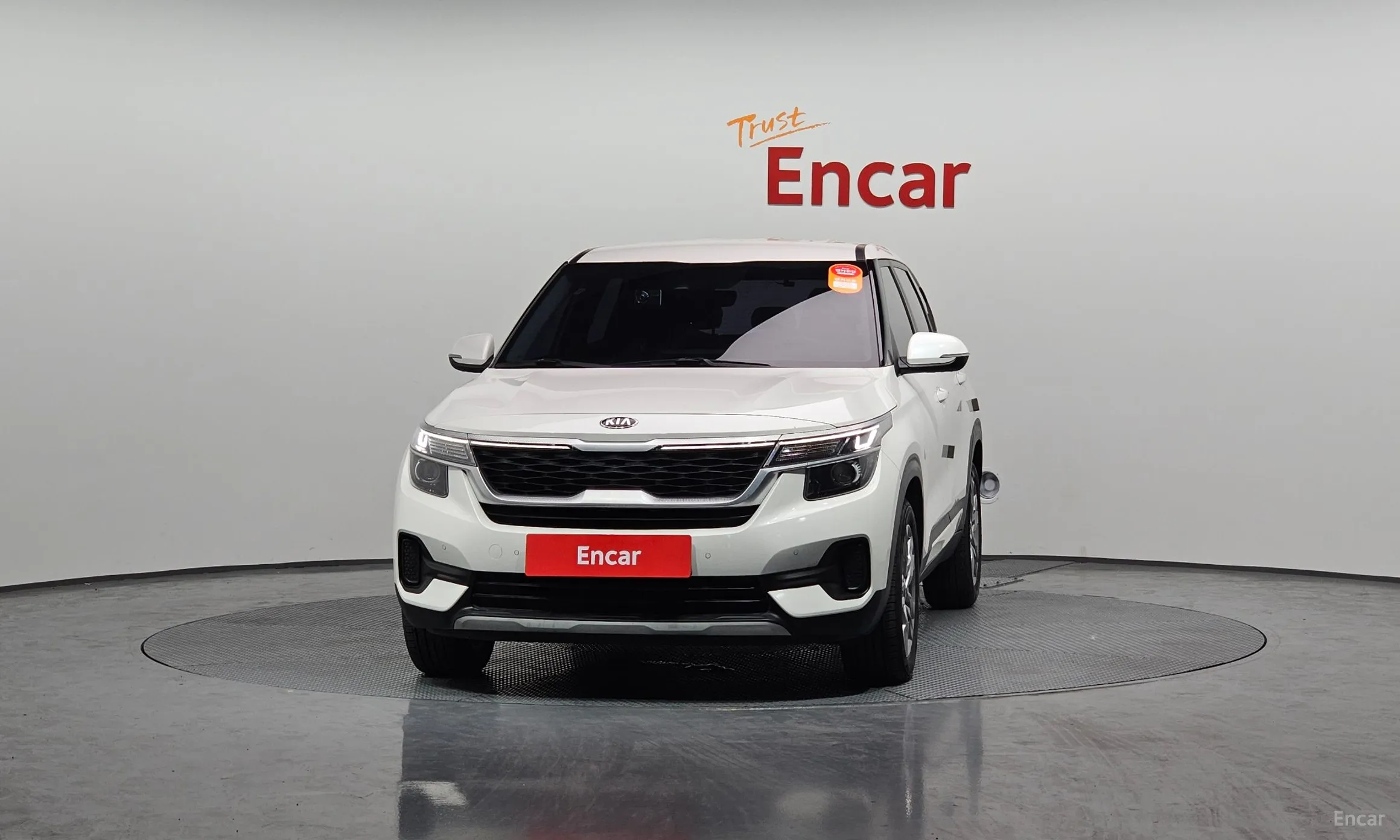 Kia Seltos превью 2