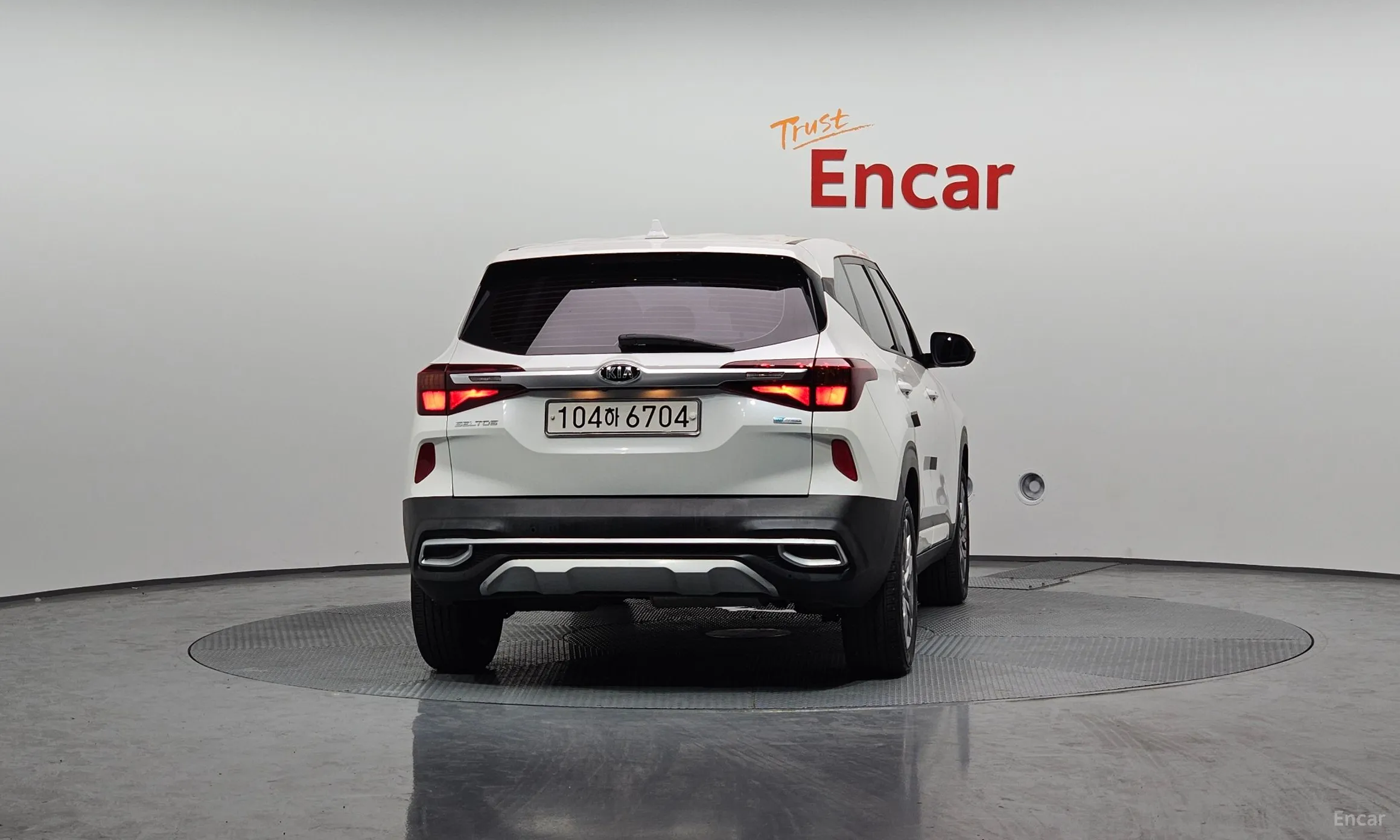 Kia Seltos превью 3