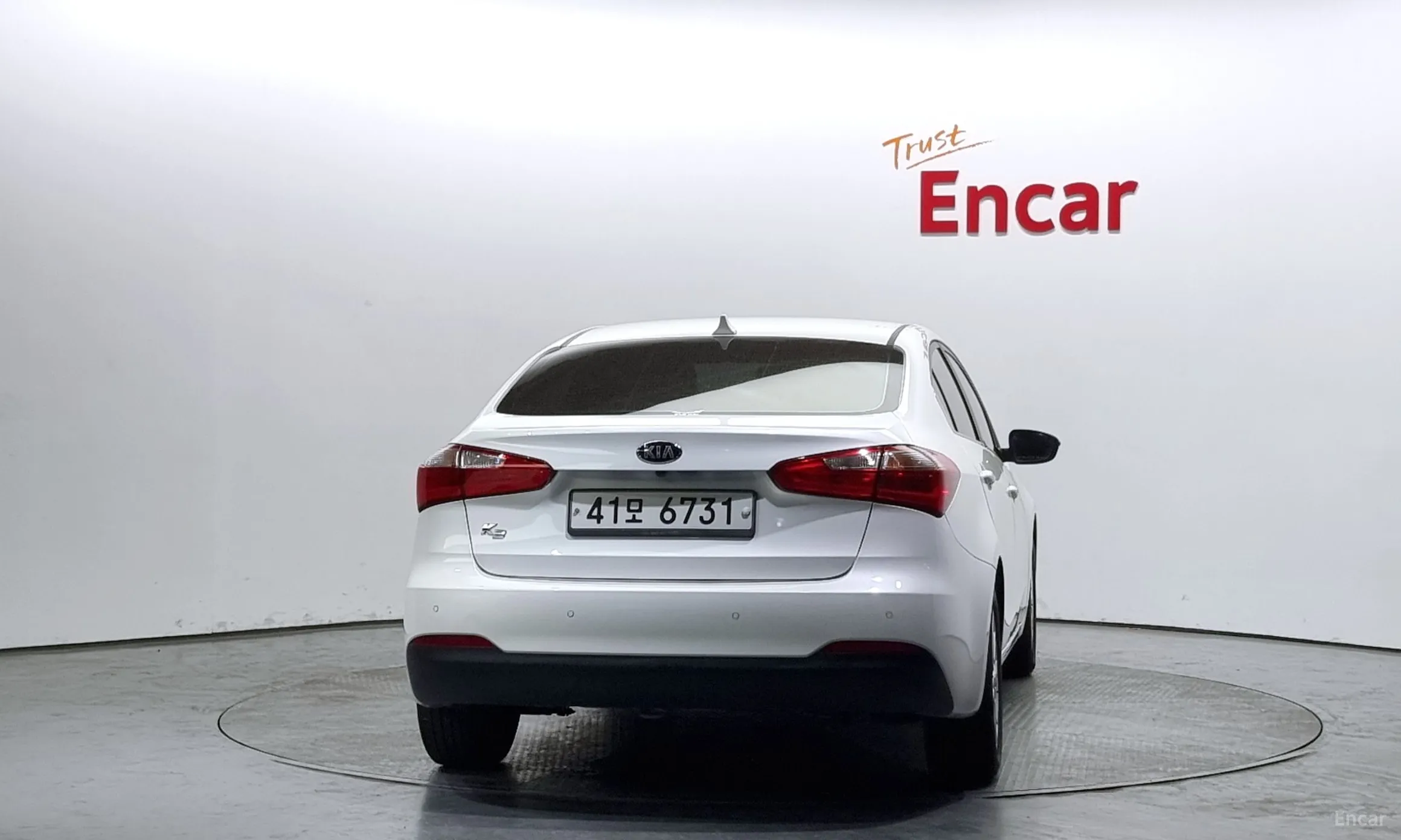 Kia K3 превью 3