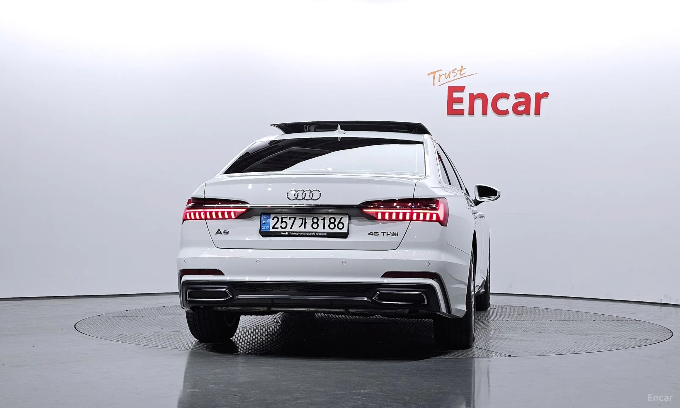 Audi A6 (C8) превью 3
