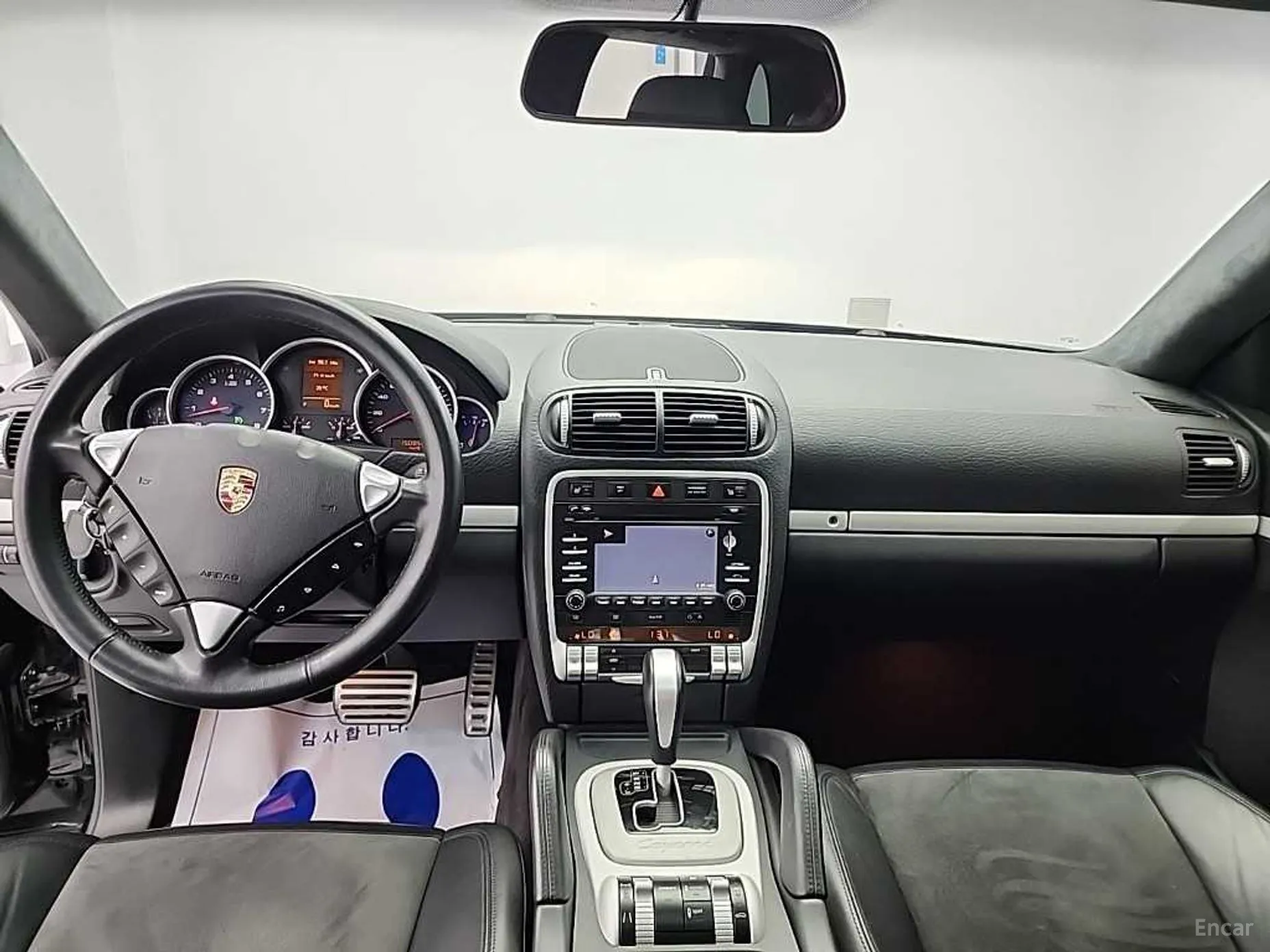 Porsche Cayenne превью 4