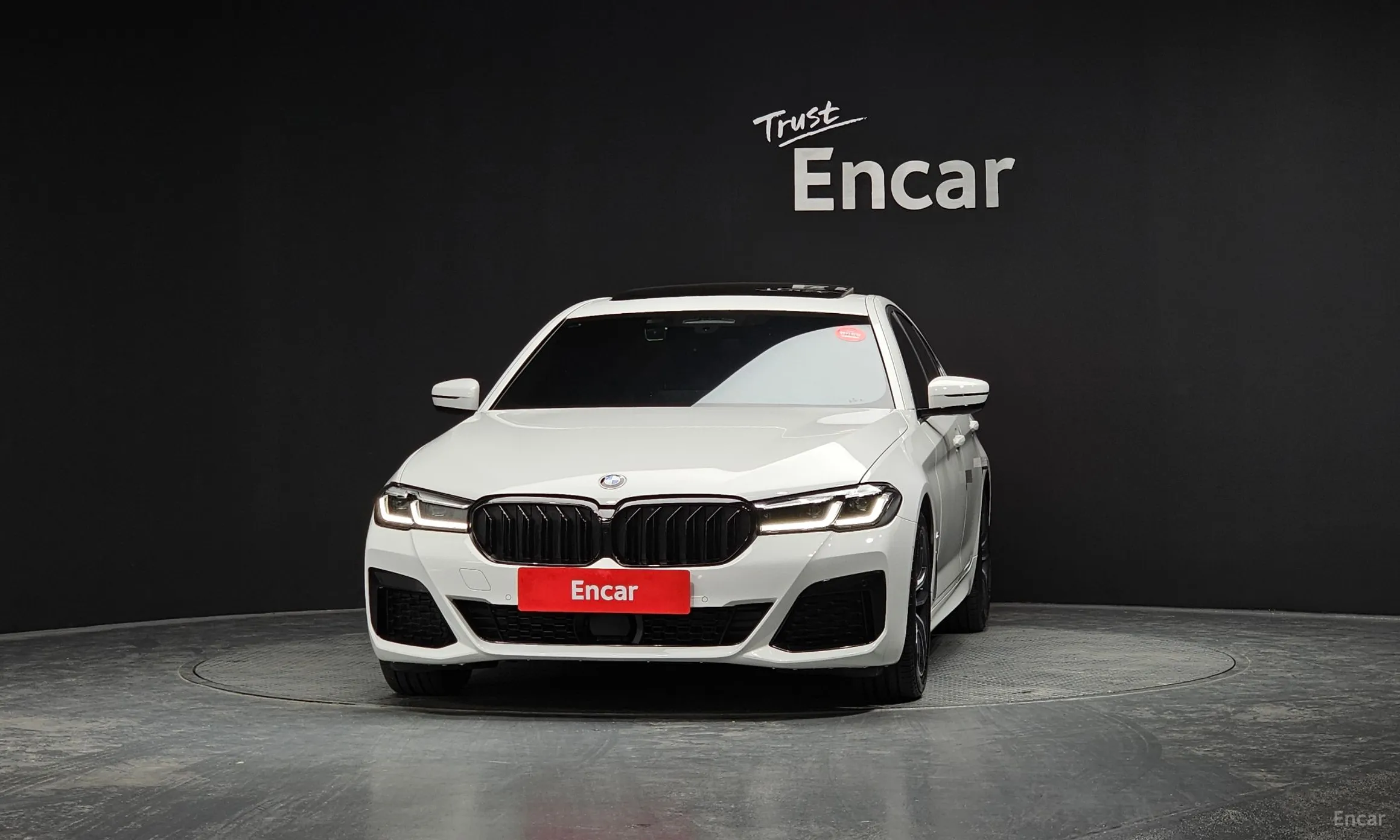 BMW 5 Series (G30)