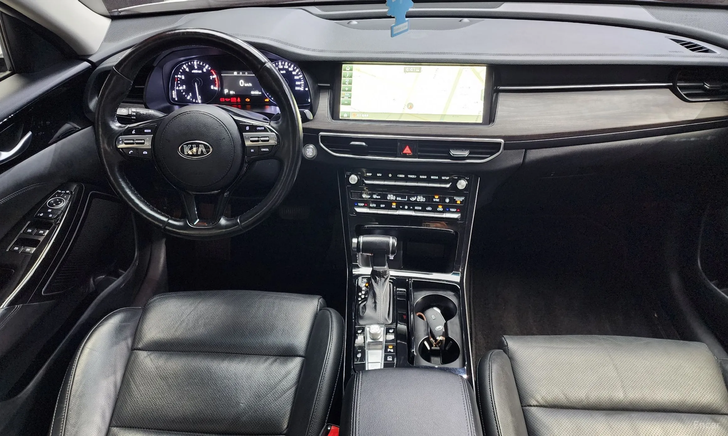 Kia K7 Premier превью 4