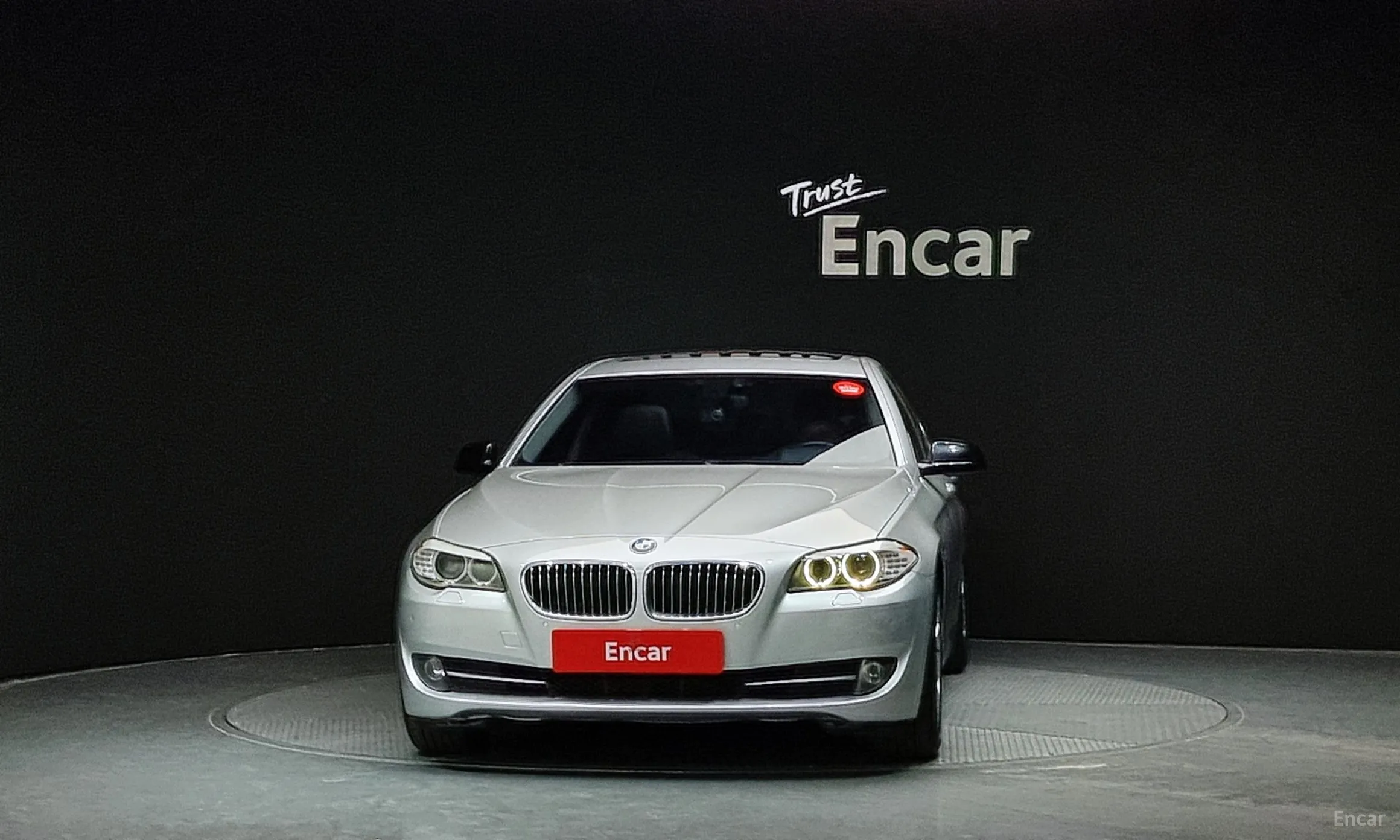 BMW 5 Series (F10) превью 2