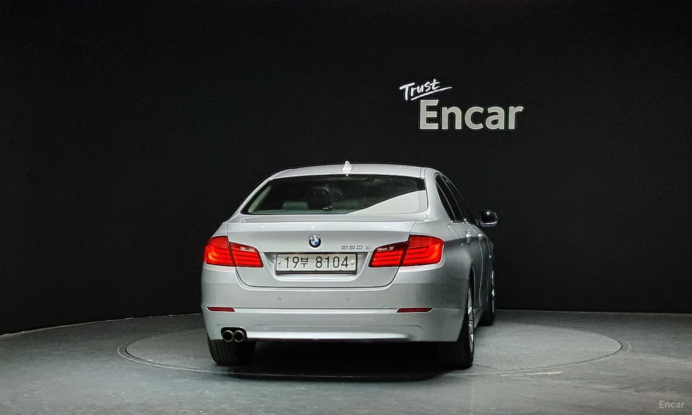 BMW 5 Series (F10) превью 3