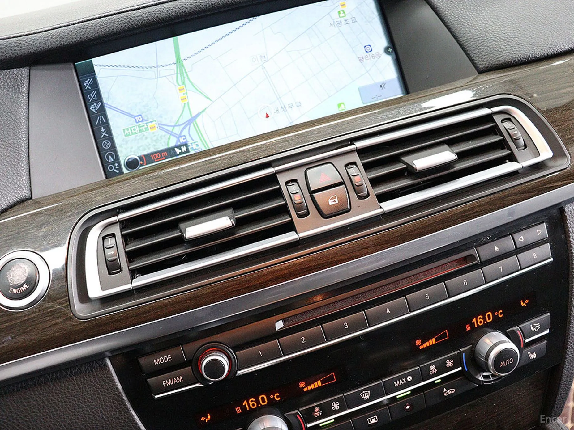 BMW 7 Series (F01) превью 4