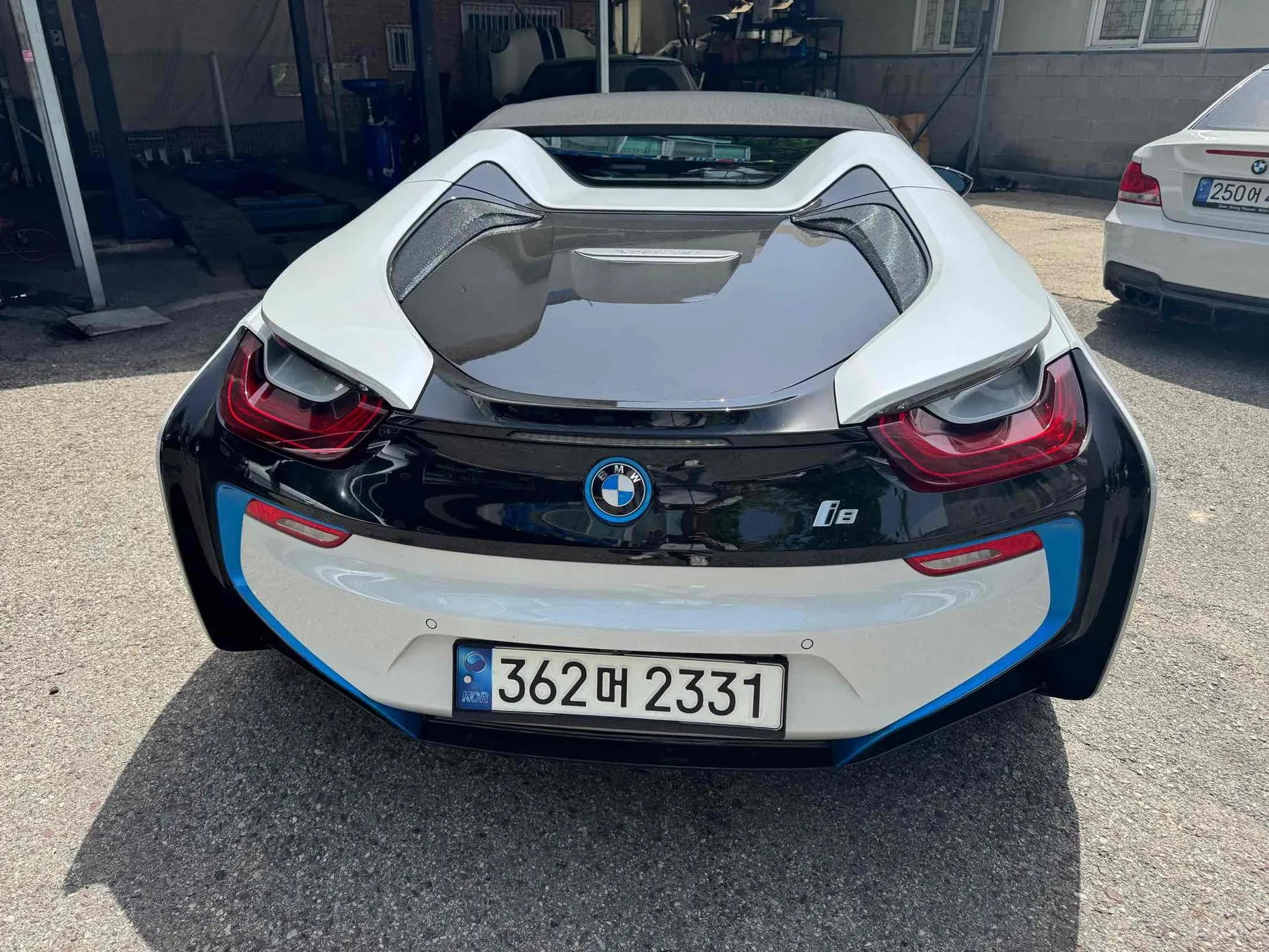 BMW i8 превью 3