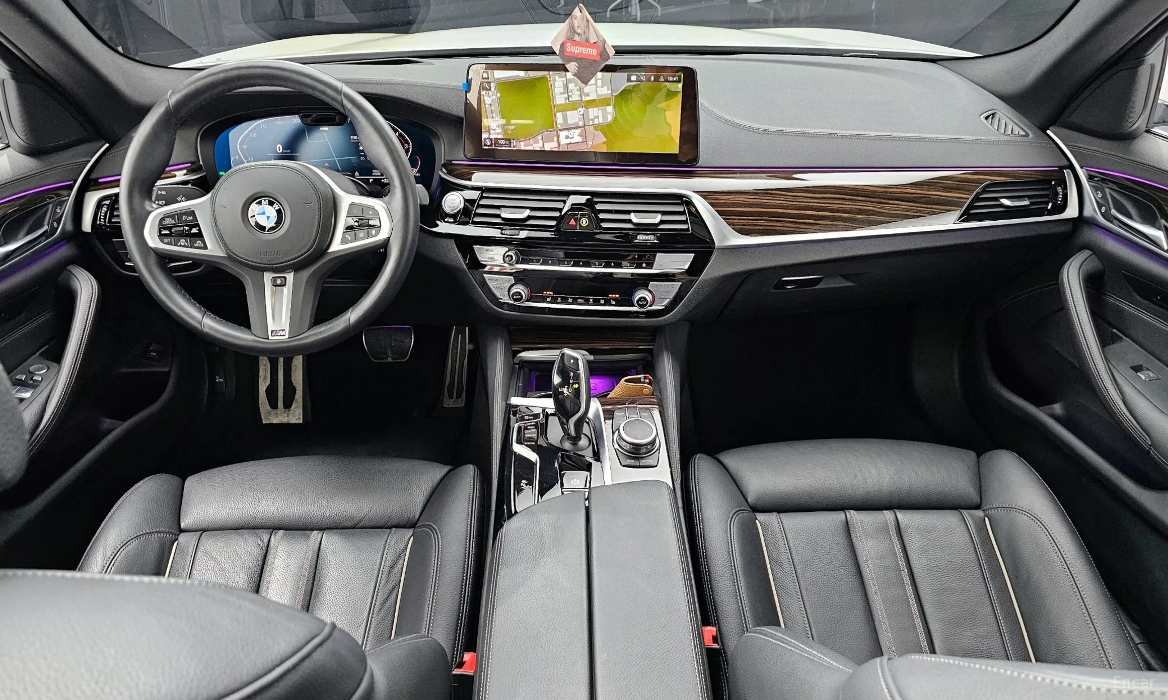 BMW 5 Series (G30) превью 4