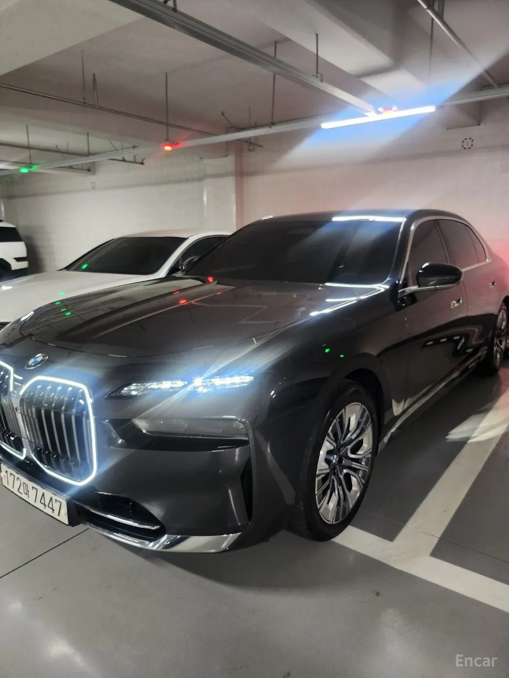 BMW 7 Series (G70) превью 3