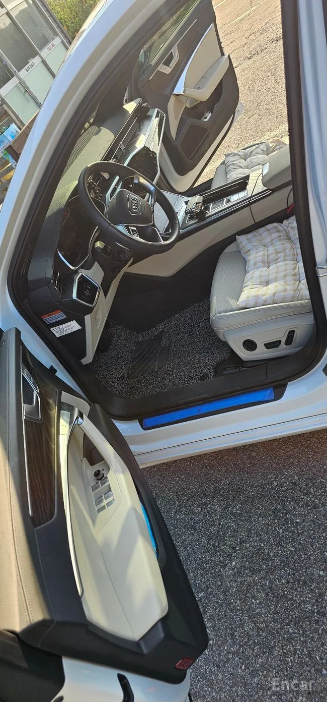 Audi A6 (C8) превью 4