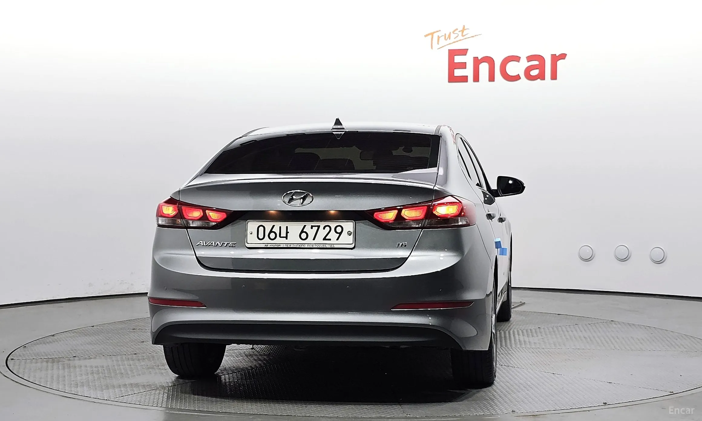 Hyundai Avante AD превью 3