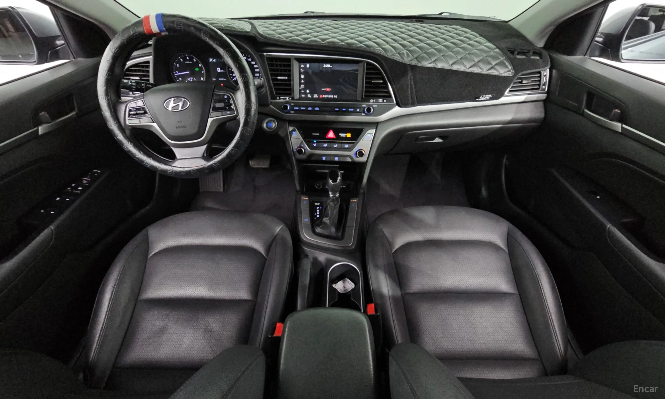 Hyundai Avante AD превью 4