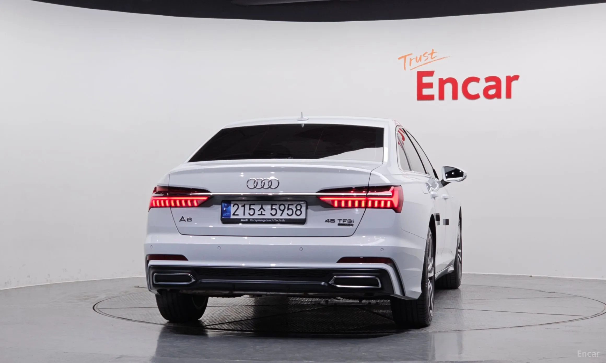 Audi A6 (C8) превью 3