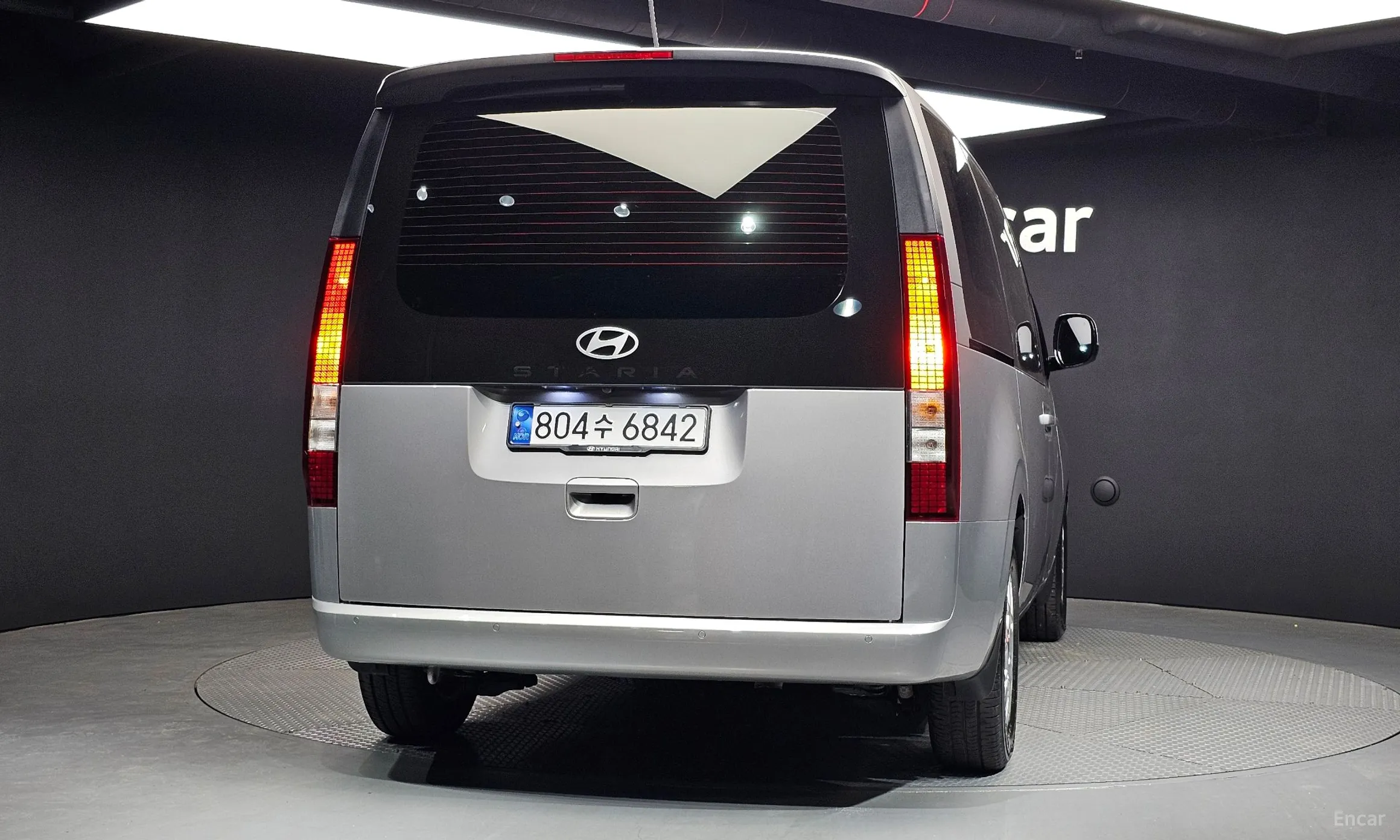 Hyundai Staria превью 3
