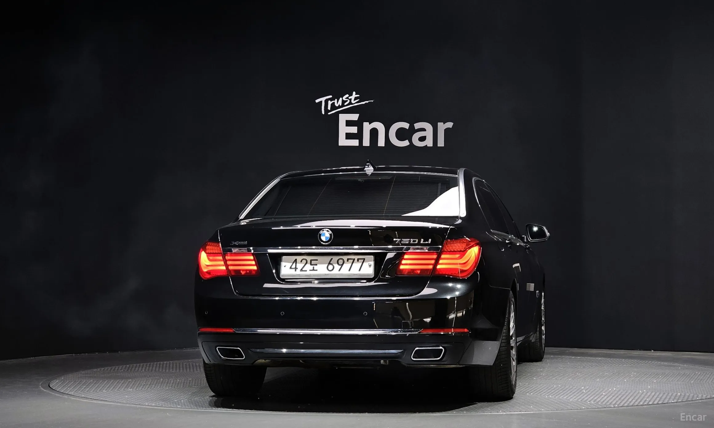 BMW 7 Series (F01) превью 3