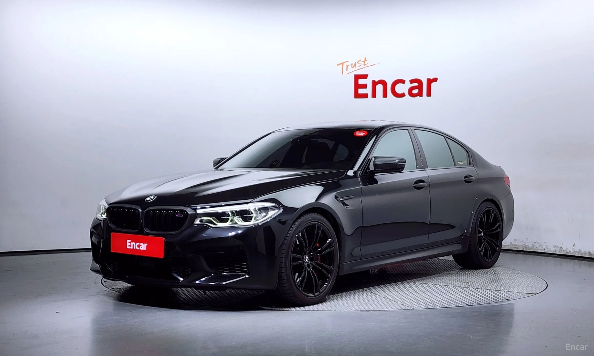 M5 (F90)