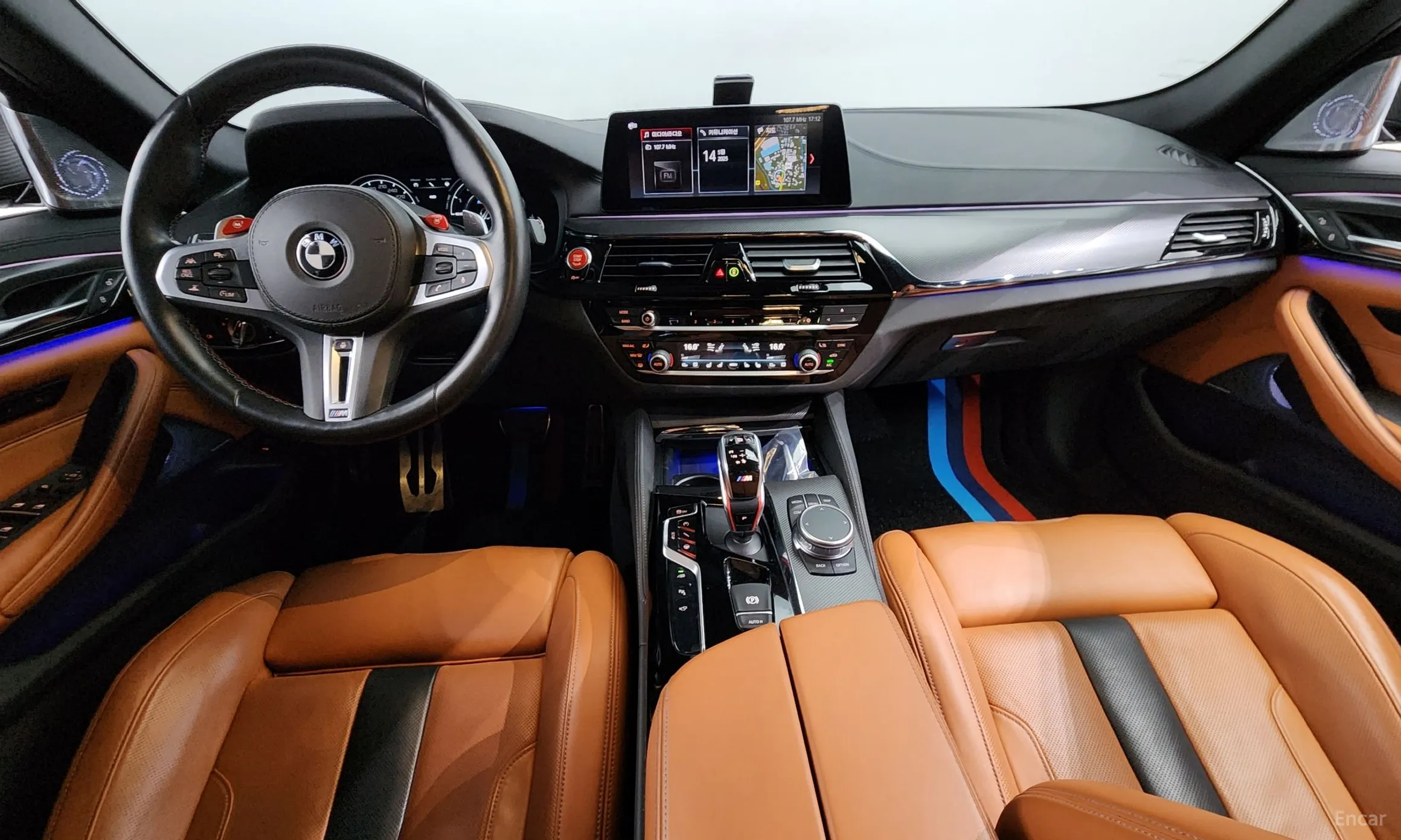 BMW M5 (F90) превью 4