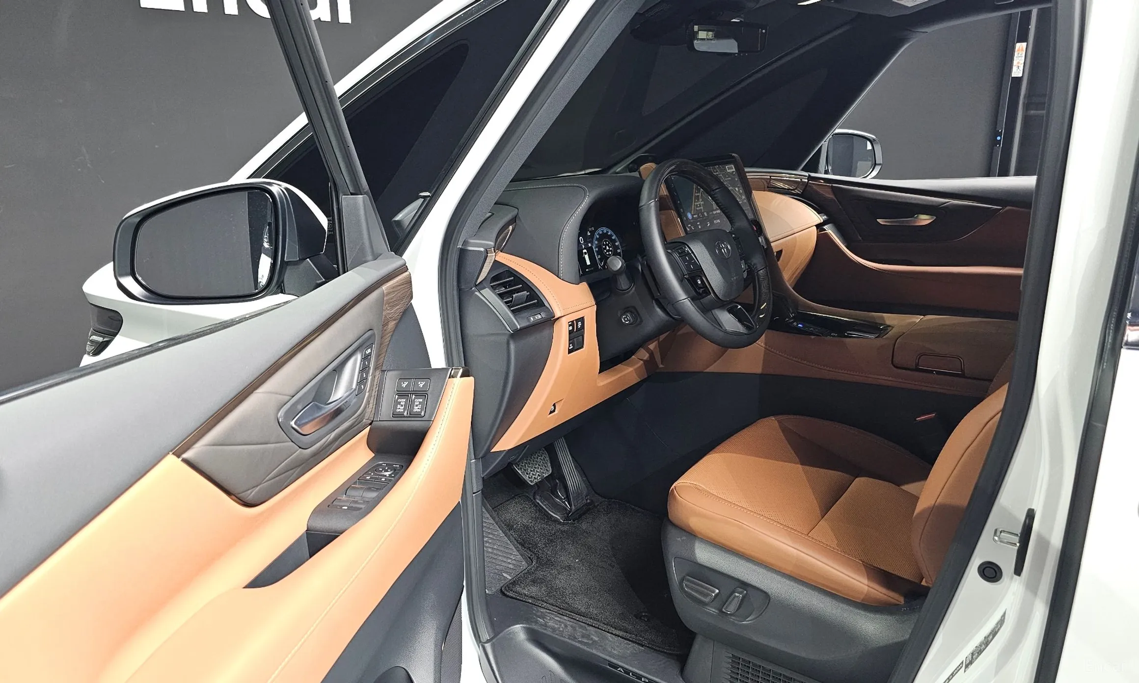 Toyota Alphard 4th Generation превью 11