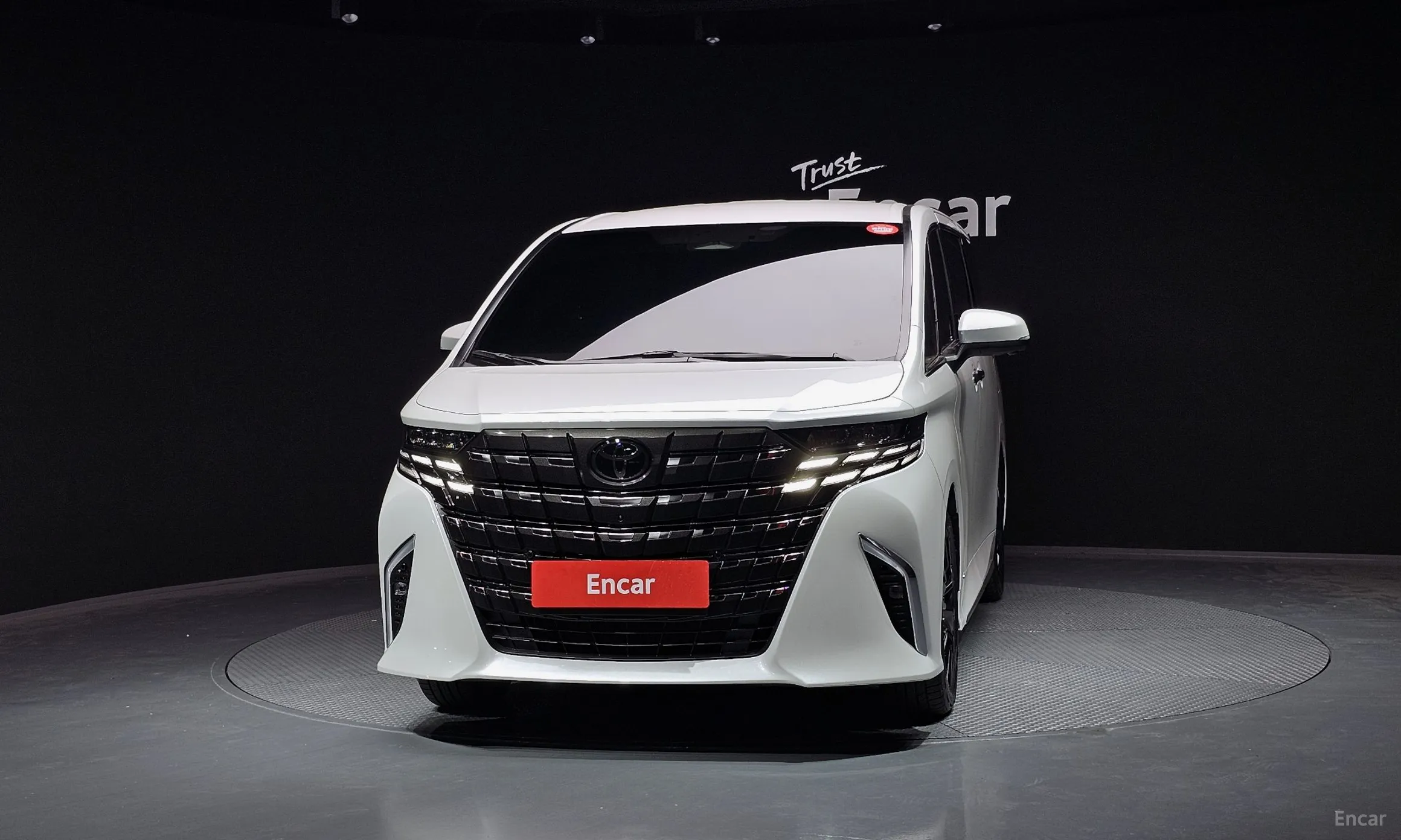 Toyota Alphard 4th Generation превью 3