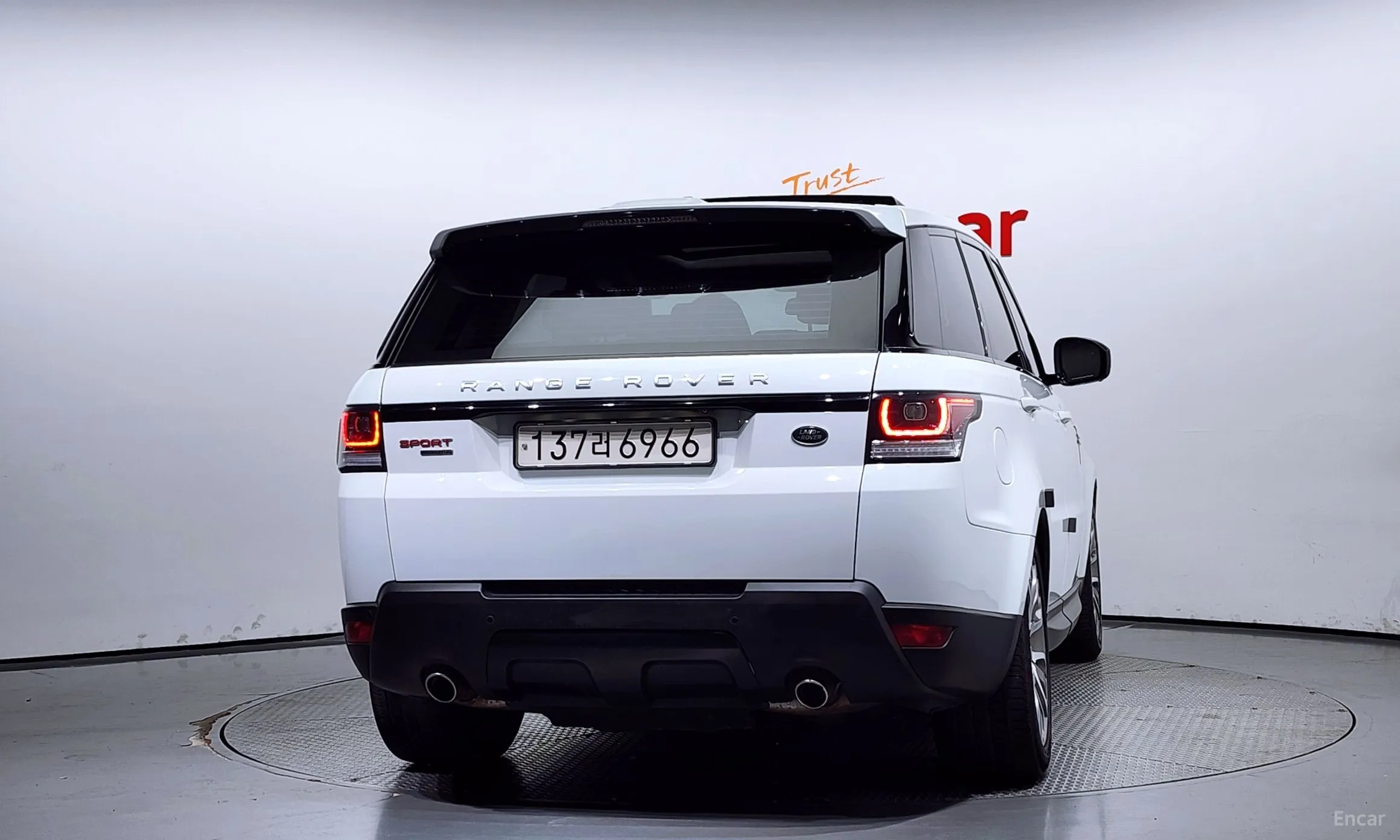 Land Rover Range Rover Sport 2nd Generation превью 3