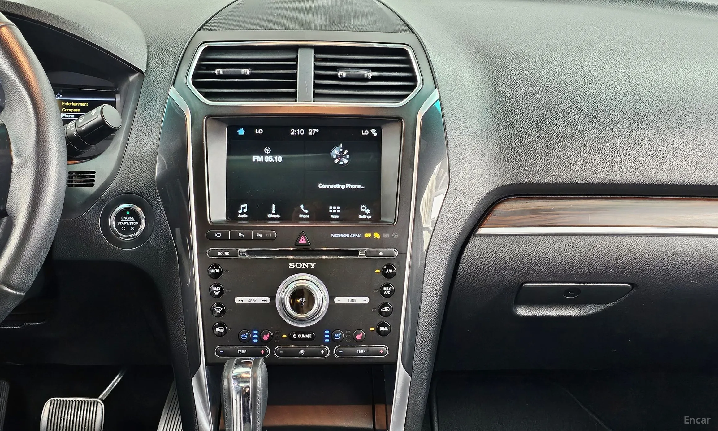 Ford Explorer превью 14