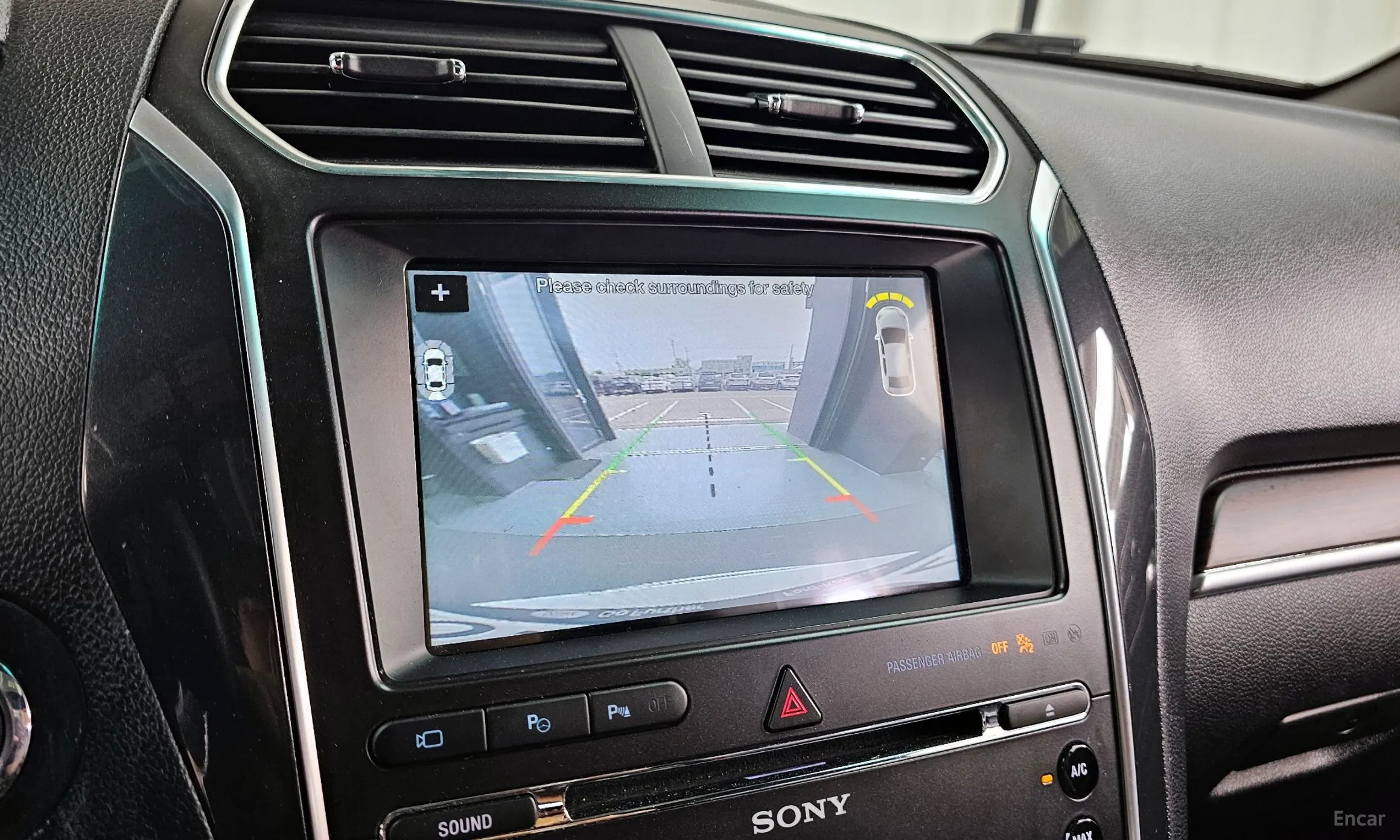 Ford Explorer превью 15