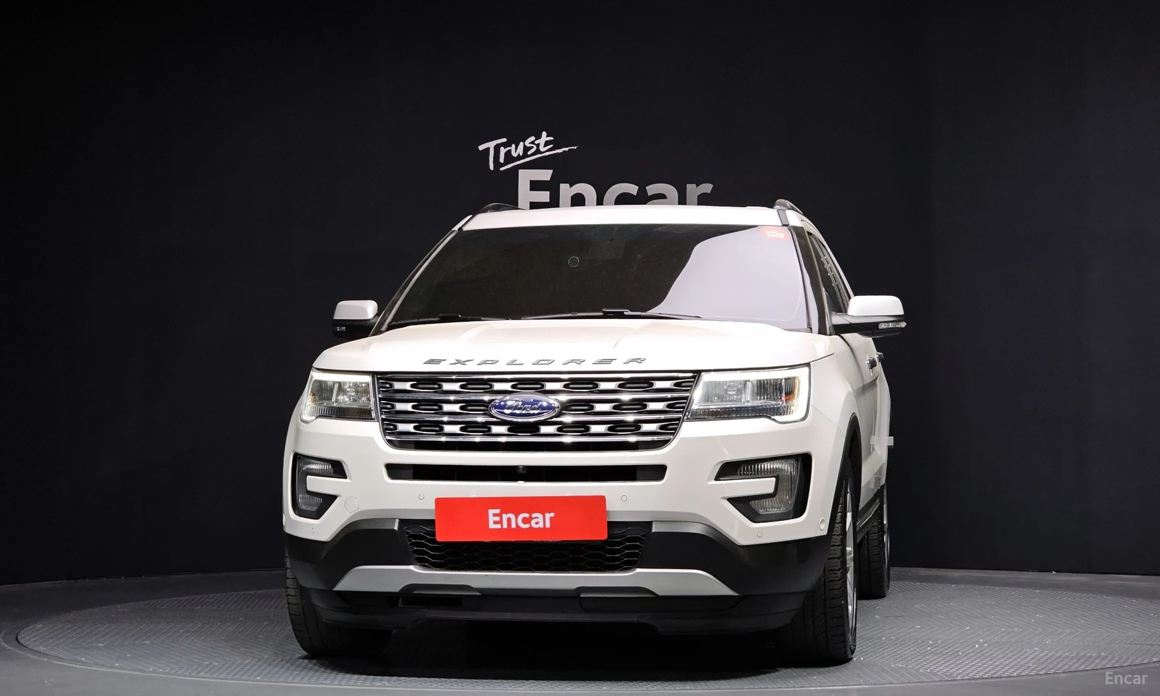 Ford Explorer превью 3