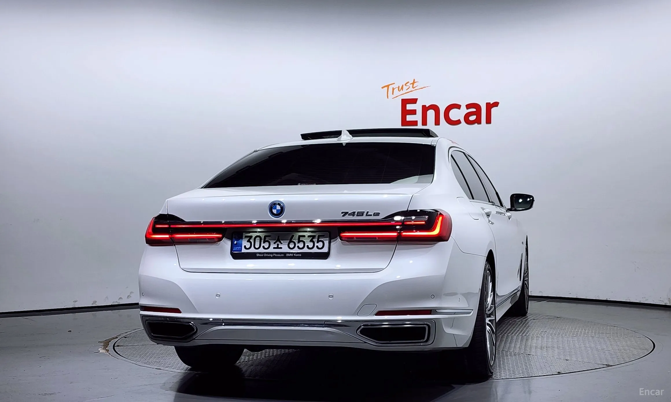 BMW 7 Series (G11) превью 3