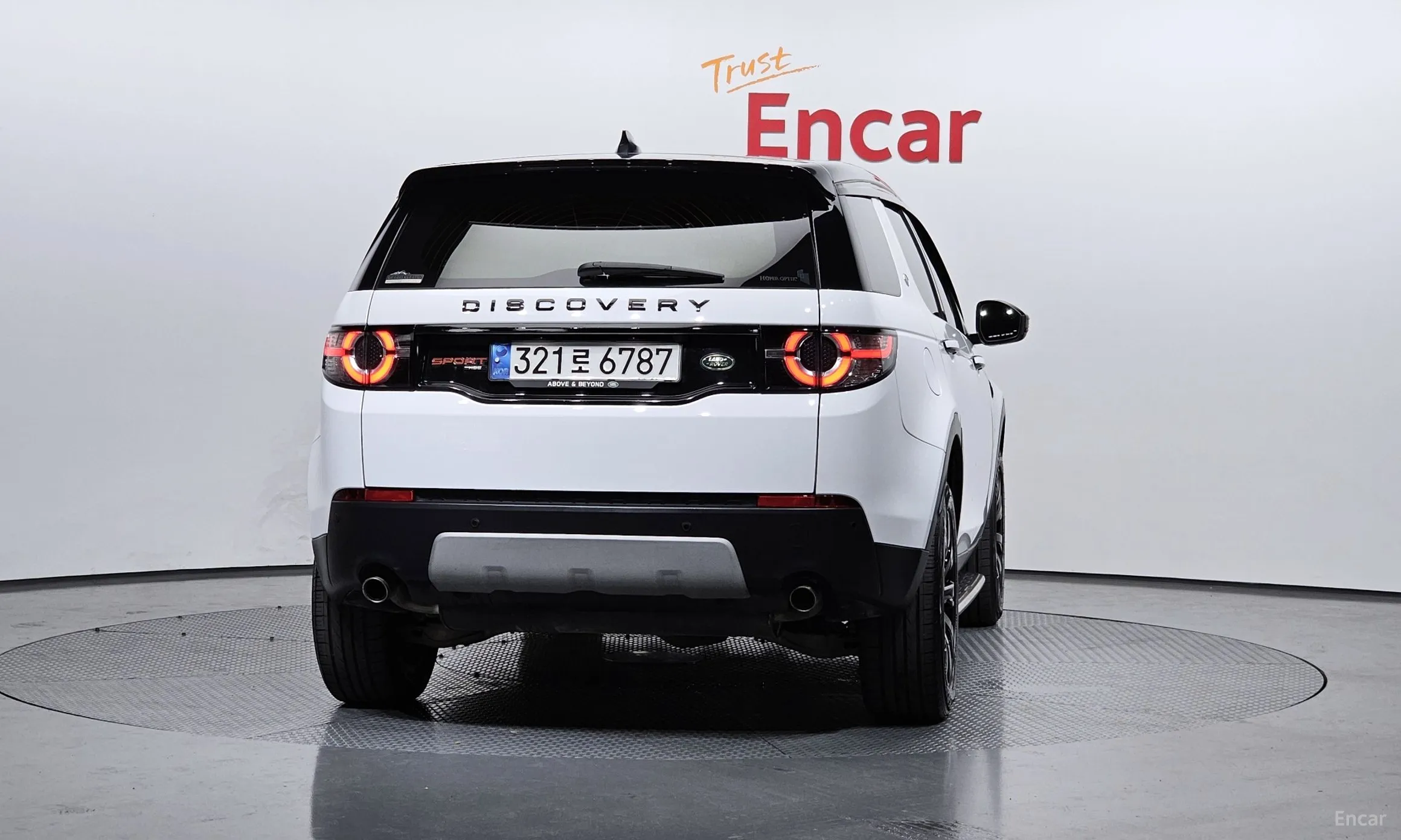 Land Rover Discovery Sports превью 3