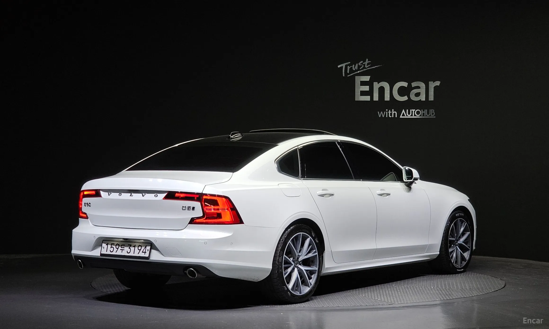 Volvo S90