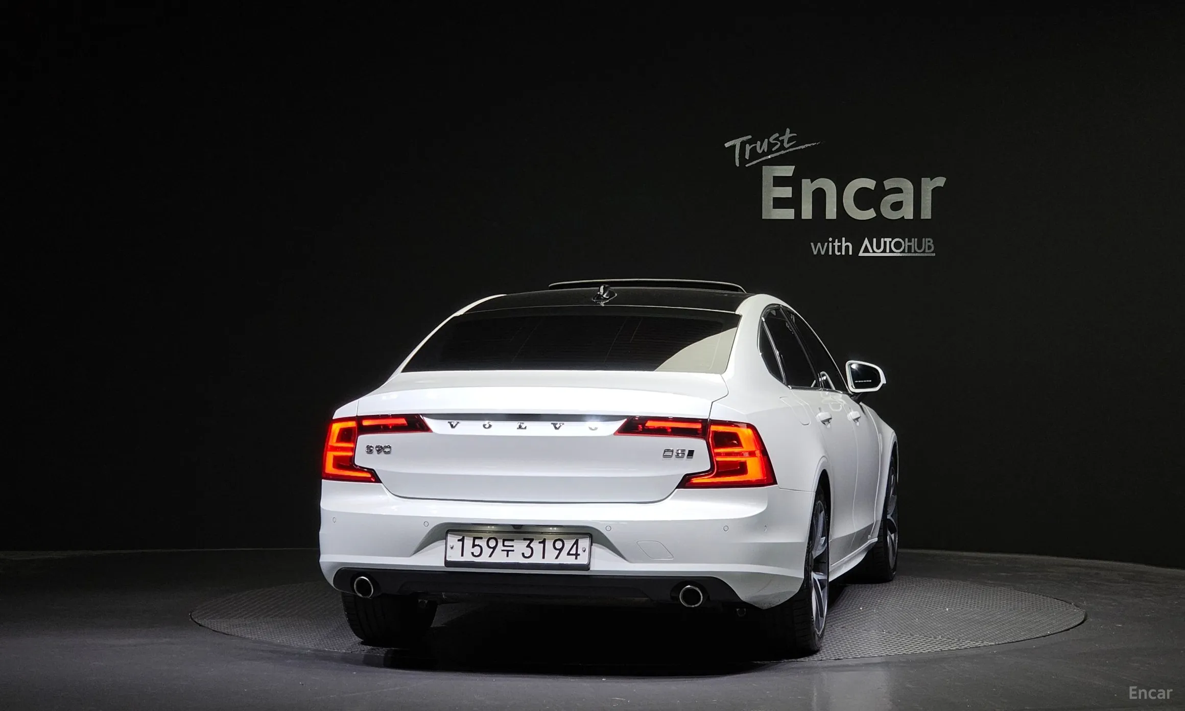 Volvo S90 превью 4