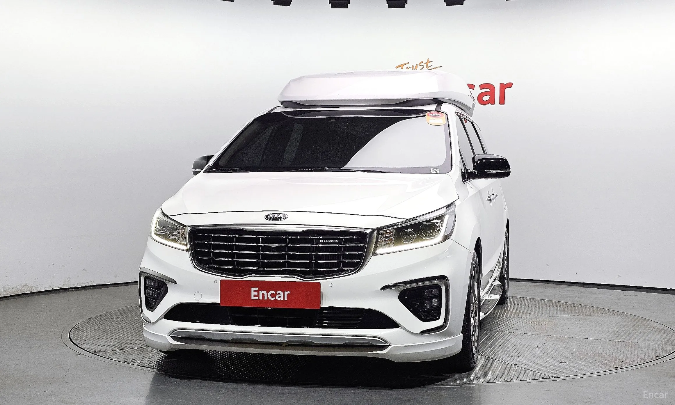 Kia Carnival превью 2
